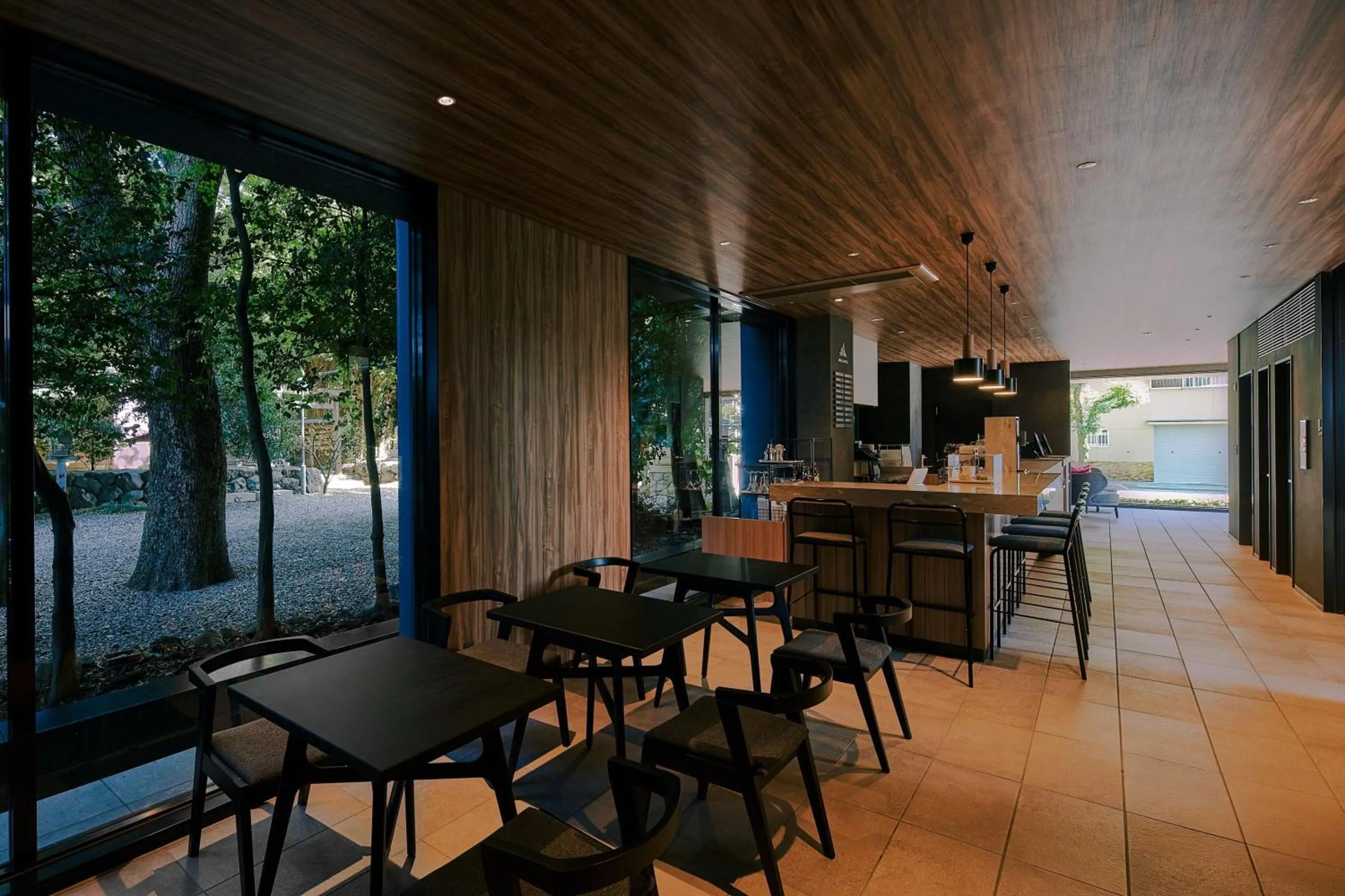 Restaurant/places to eat in fav ISE