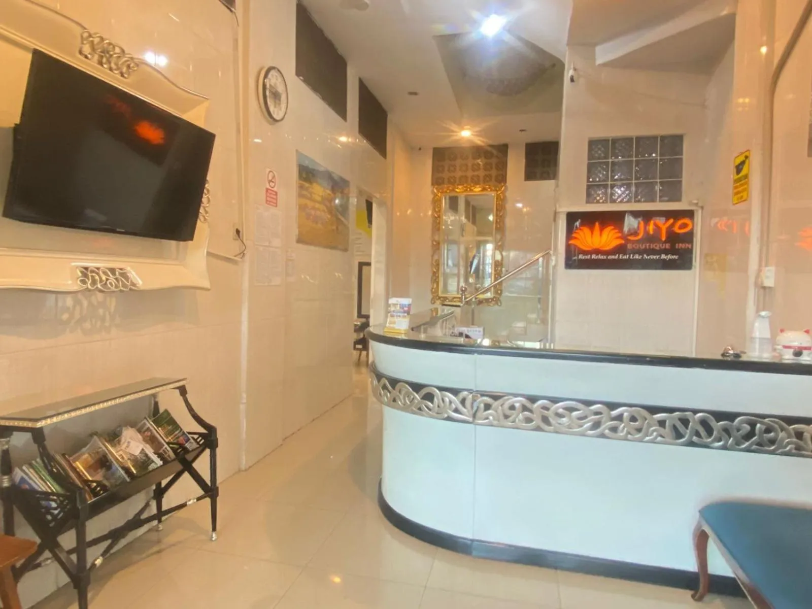 Lobby or reception in JIYO BOUTIQUE Hotel