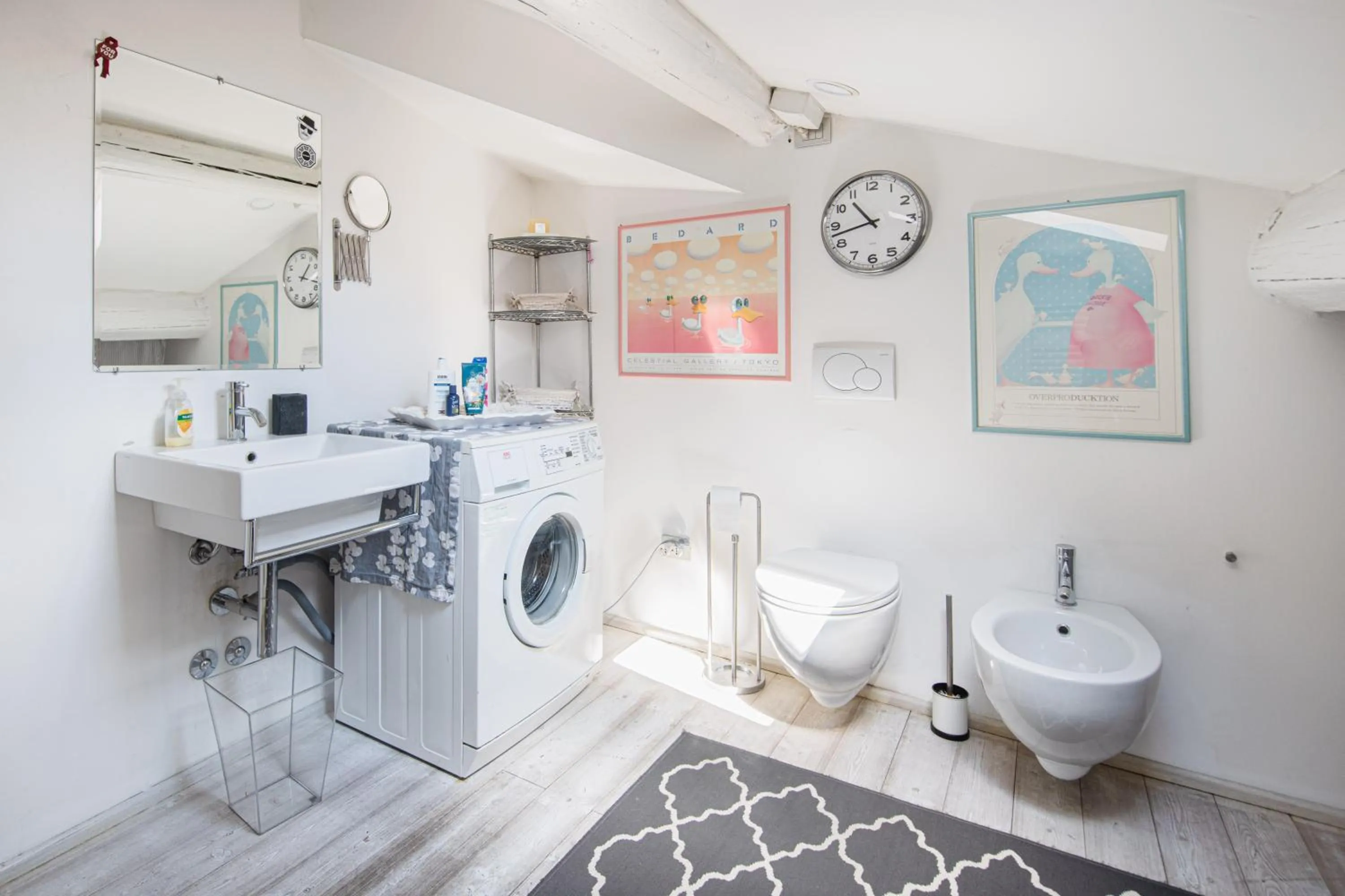 Bathroom in Stunning top floor flat in the heart of Verona