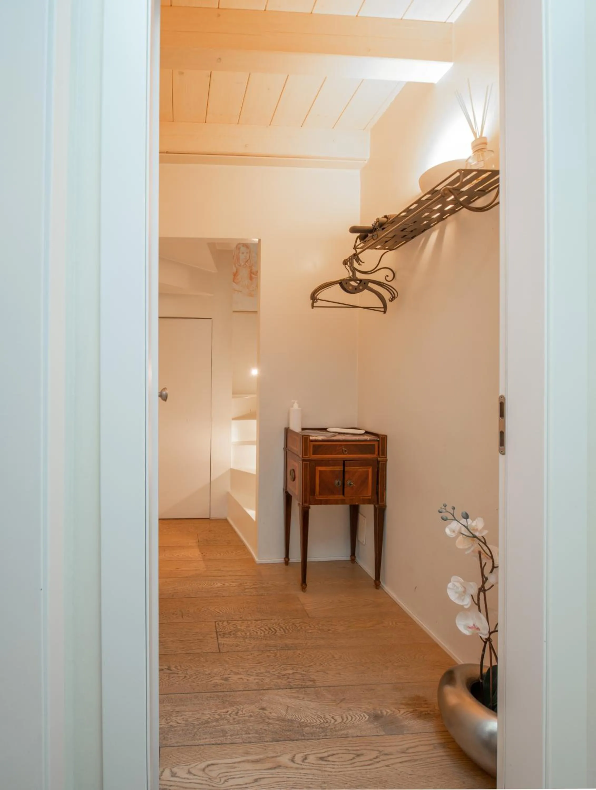 Lobby or reception in Stunning top floor flat in the heart of Verona