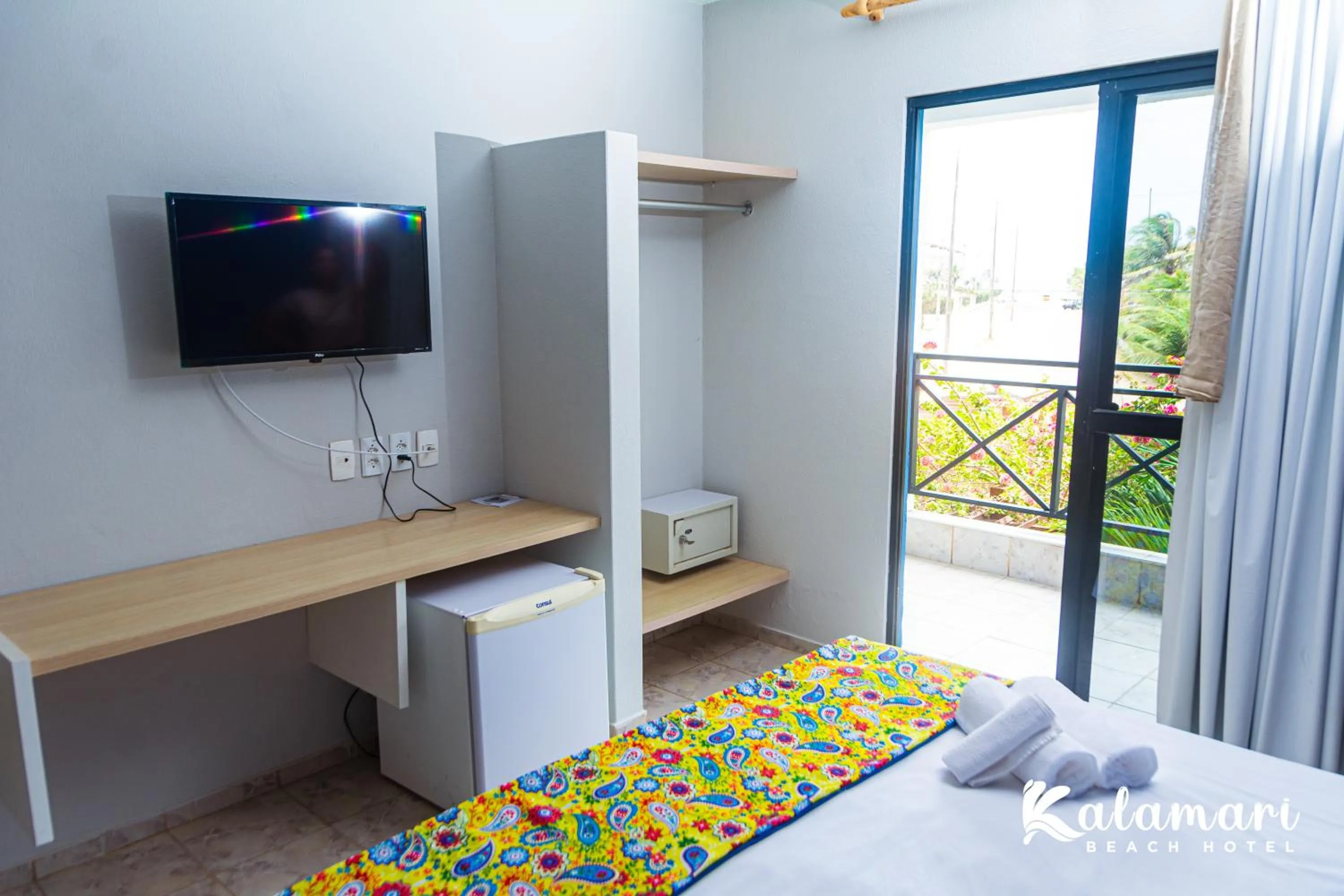 Bed in Kalamari Beach Hotel