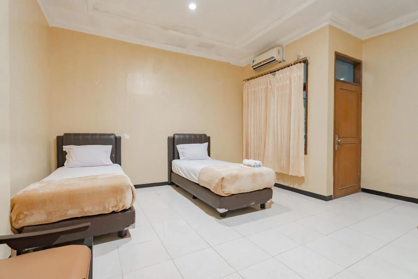 Bedroom, Bed in Hotel Markoni Pamanukan Mitra RedDoorz
