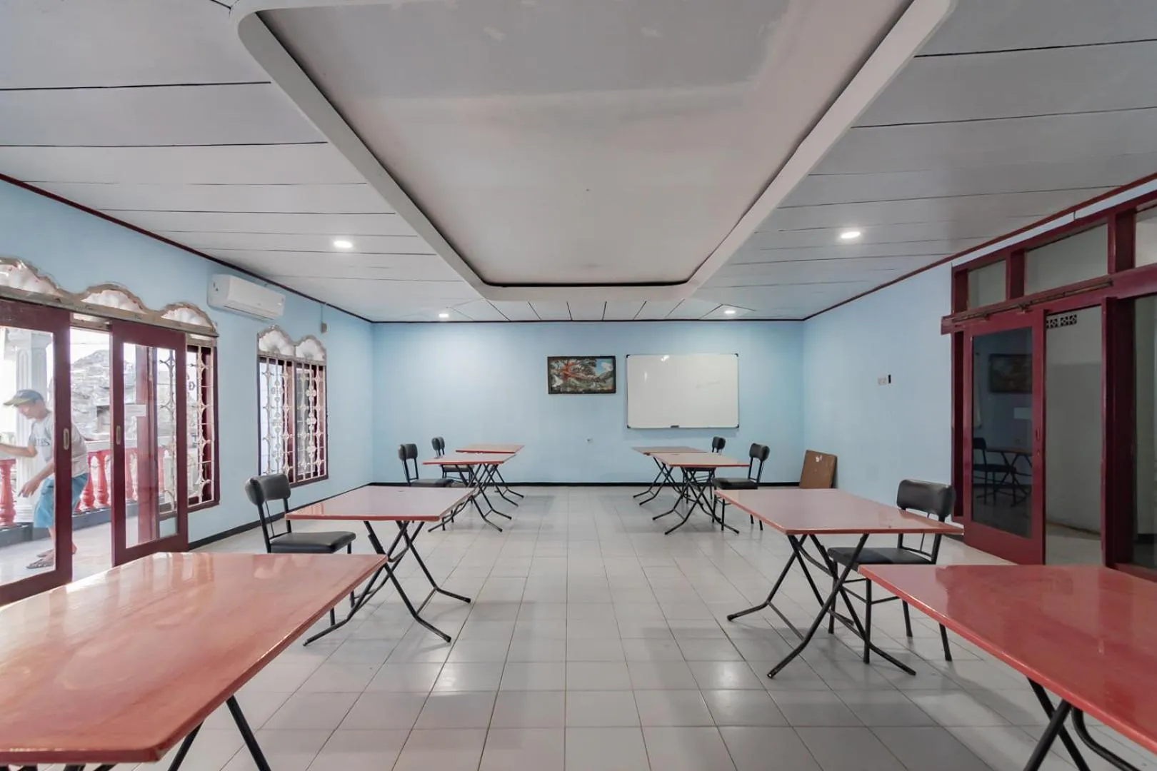 Meeting/conference room in Hotel Markoni Pamanukan Mitra RedDoorz