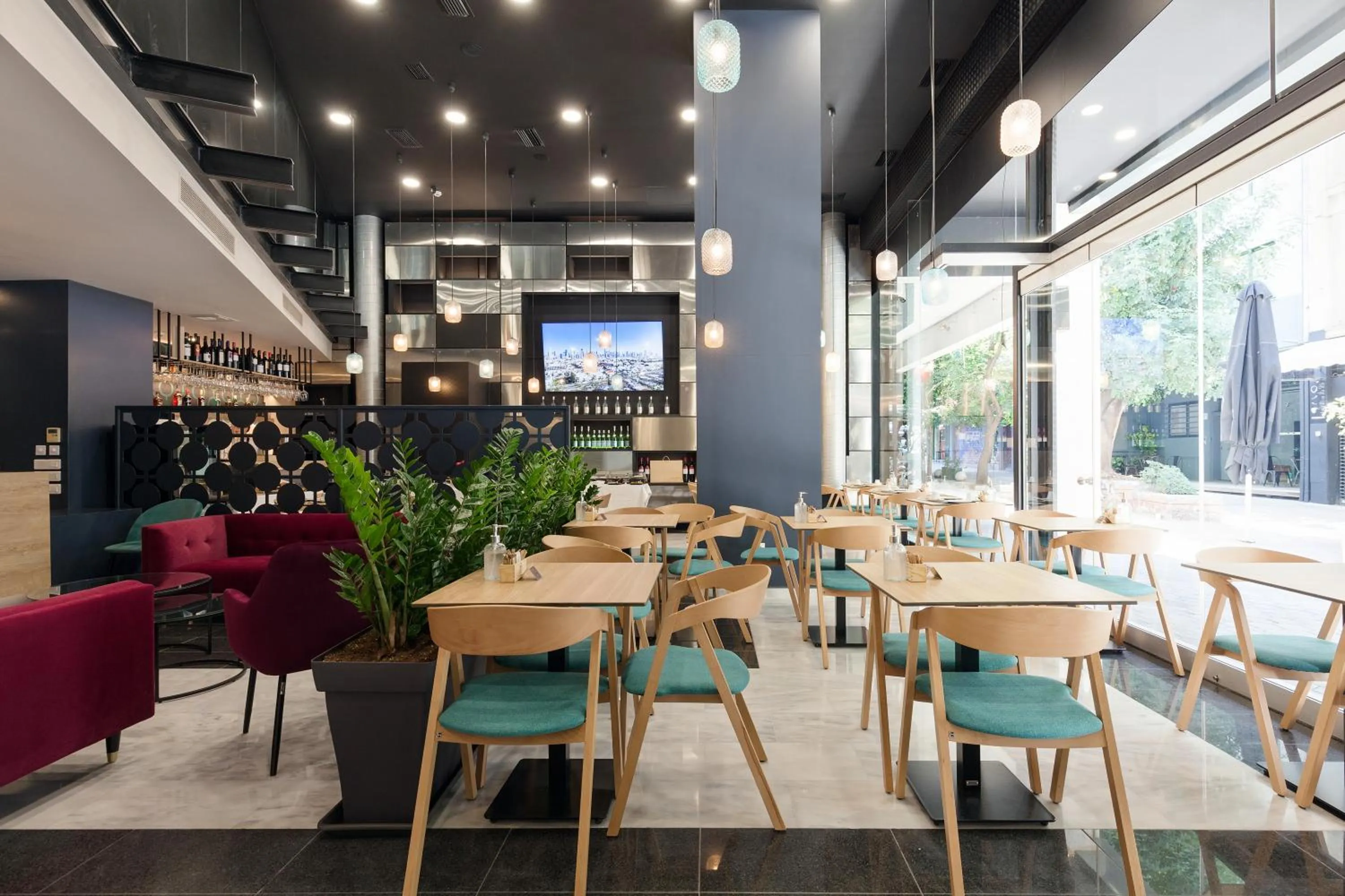 Restaurant/places to eat in Trendy Hotel by Athens Prime Hotels