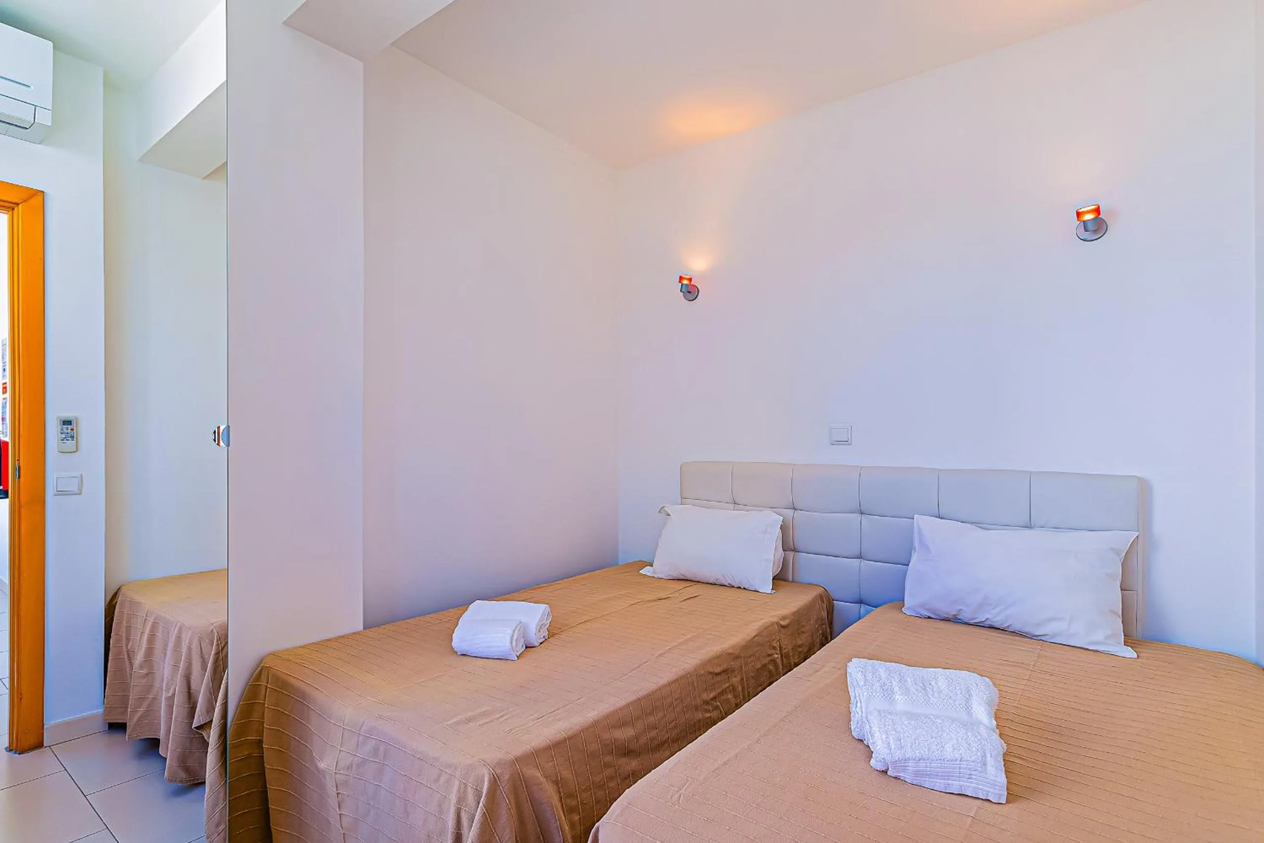 Frente praia SIM T3 Praia Quarteira by HsRentals