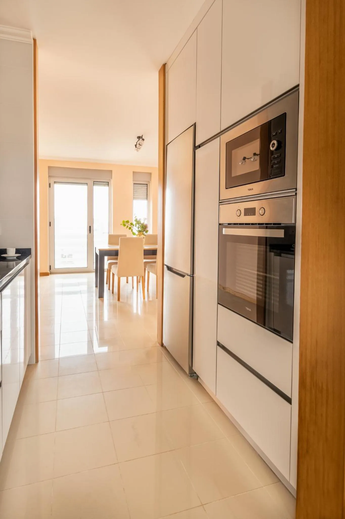 Kitchen or kitchenette in Villas do Mar