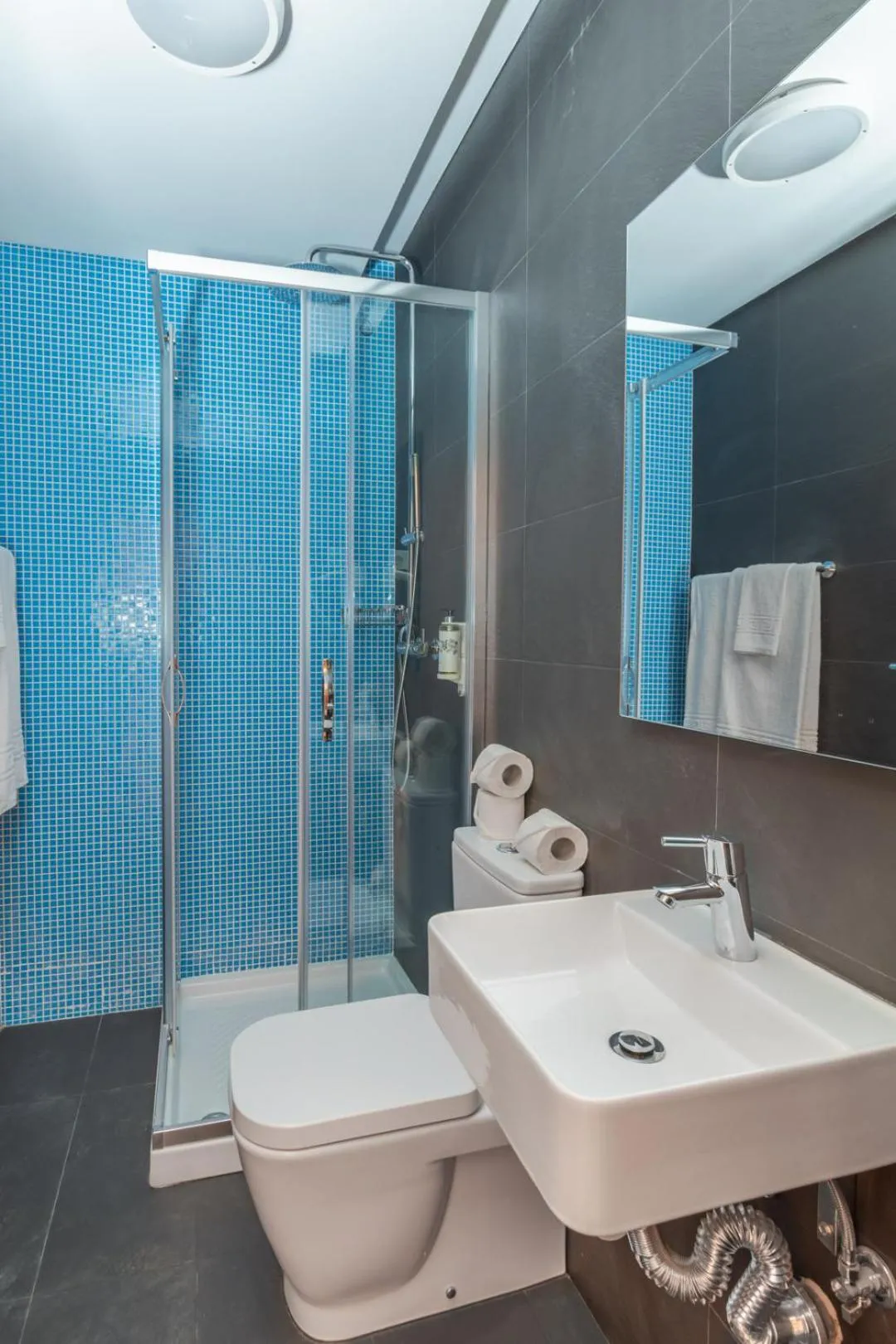 Bathroom in Villas do Mar