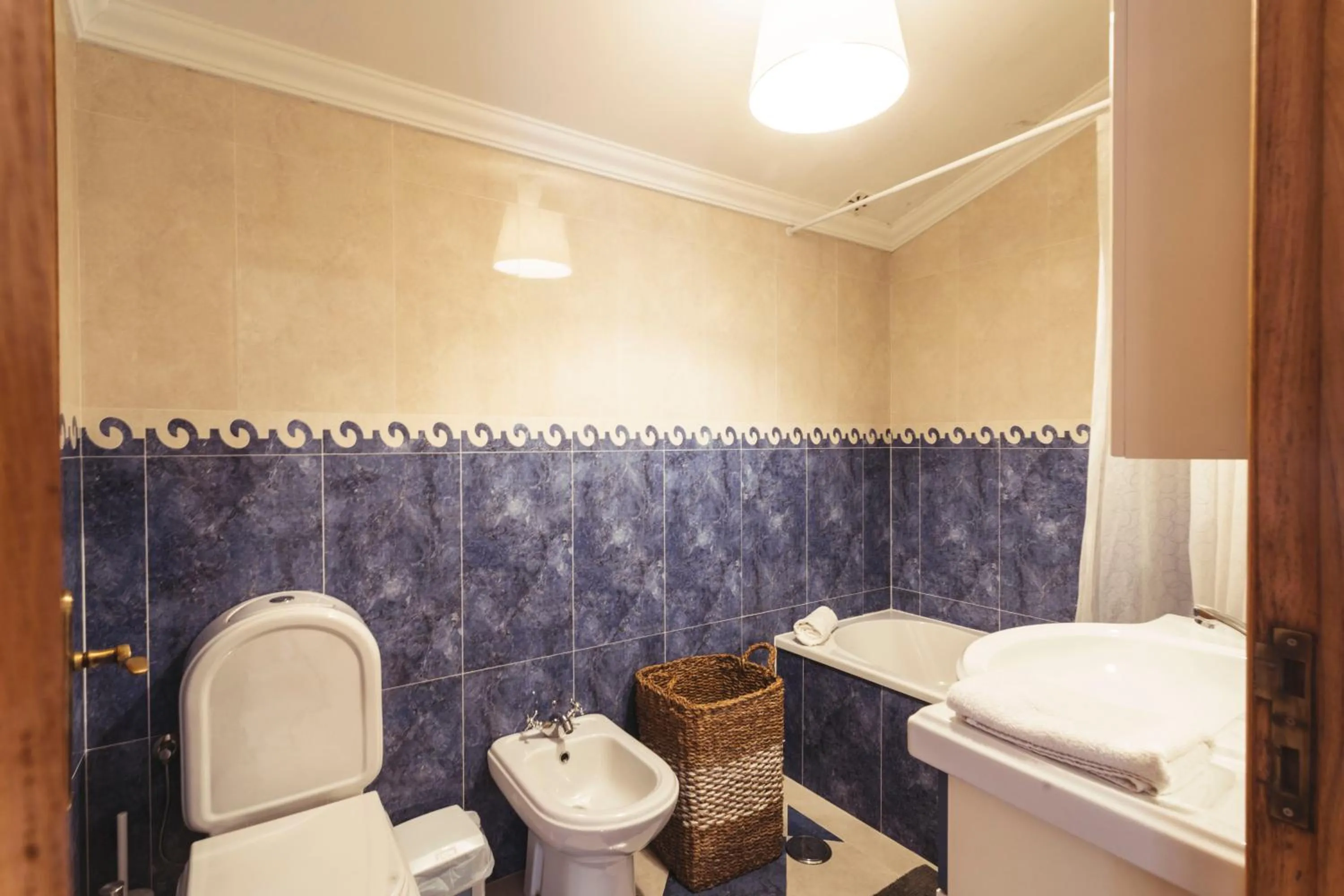 Bathroom in Best Houses 45 - Beautiful ocean and city view