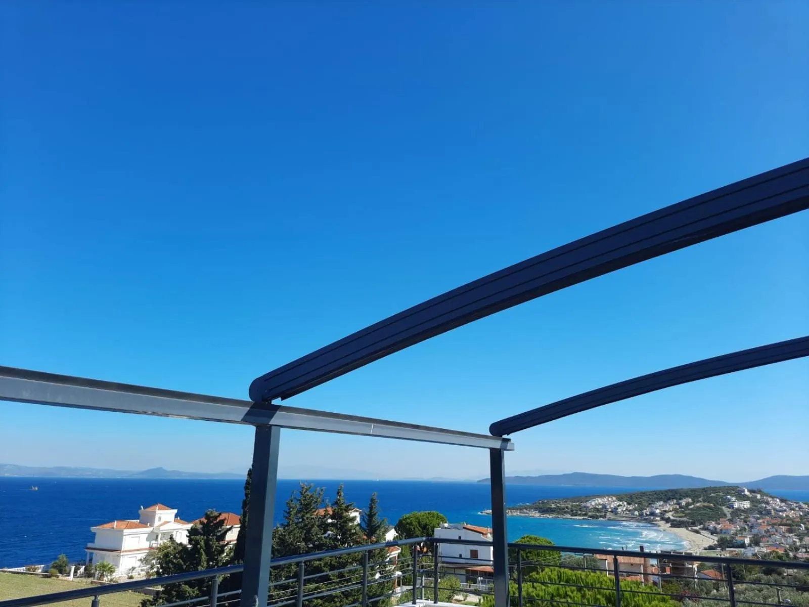 Restaurant/places to eat in NORTH WIND HOTELS - Karaburun