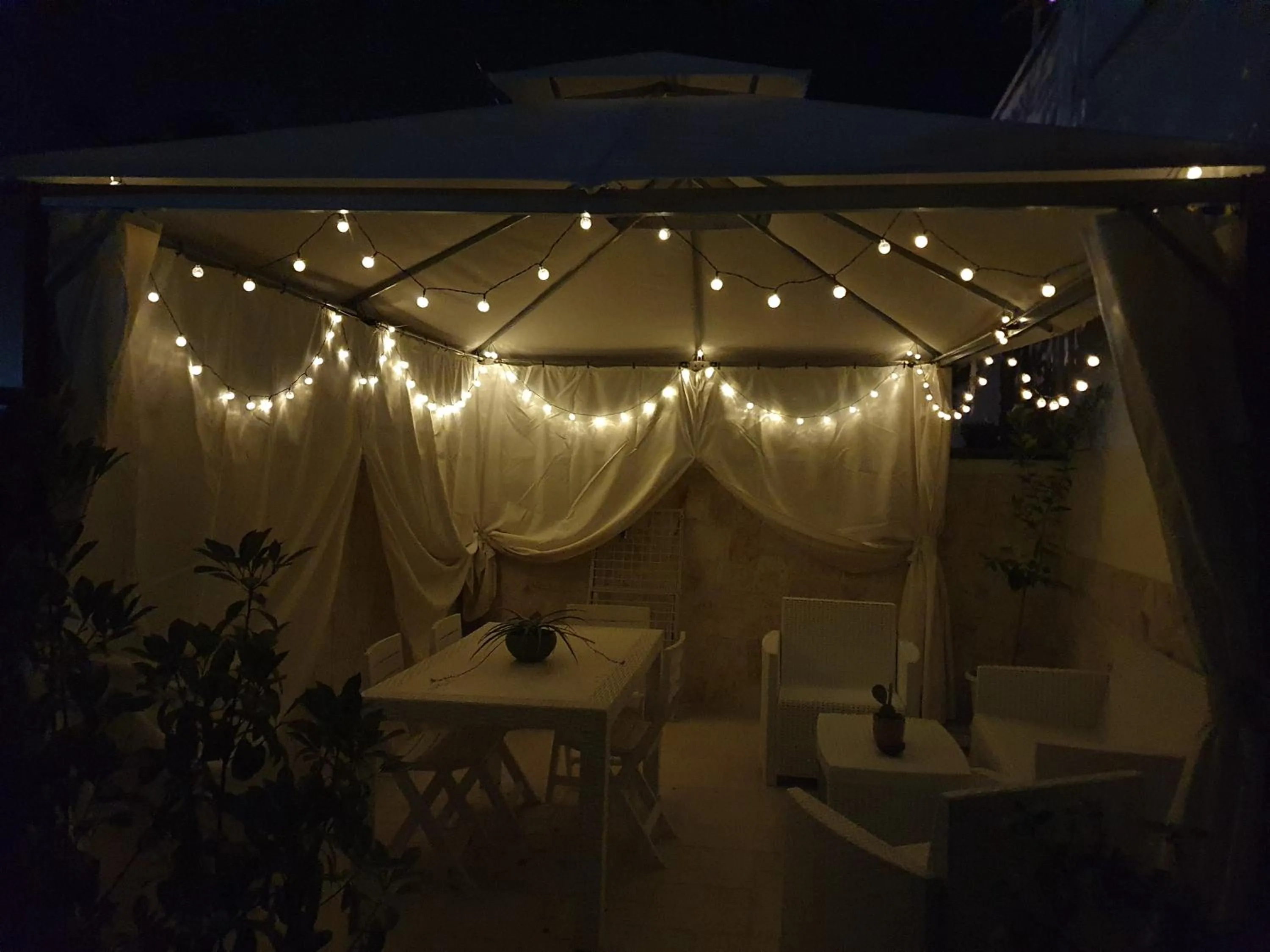 Patio in Mamapulia Home