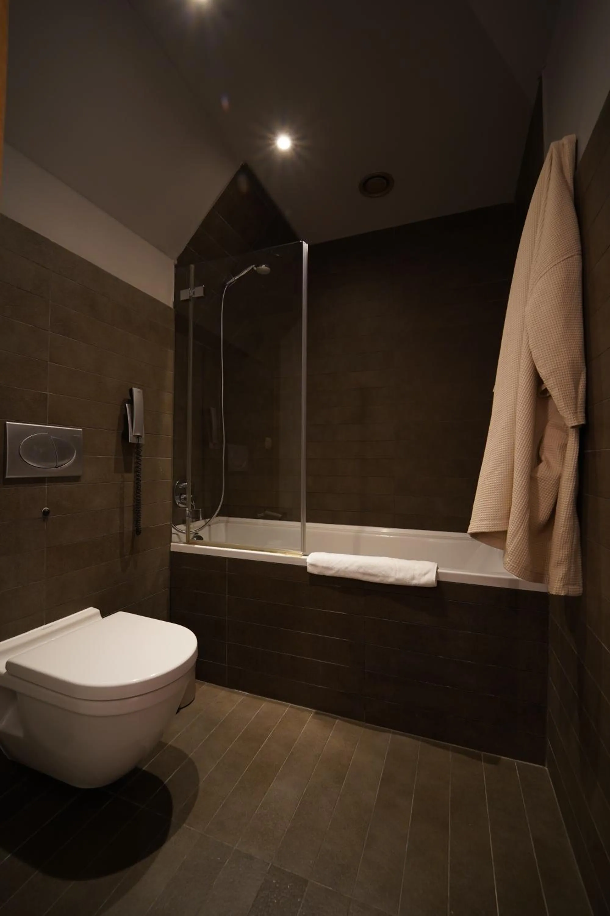 Bath in 987 Design Prague Hotel