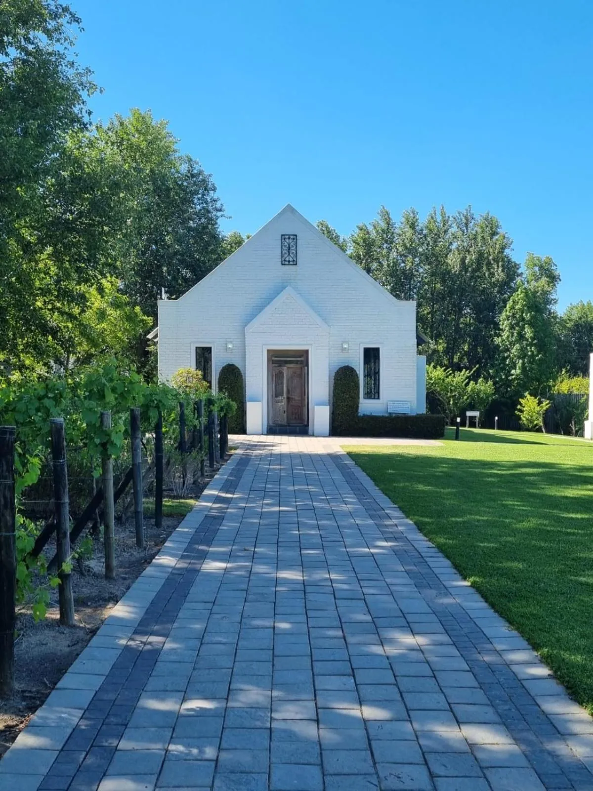 Garden in Brenaissance Wine & Stud Estate