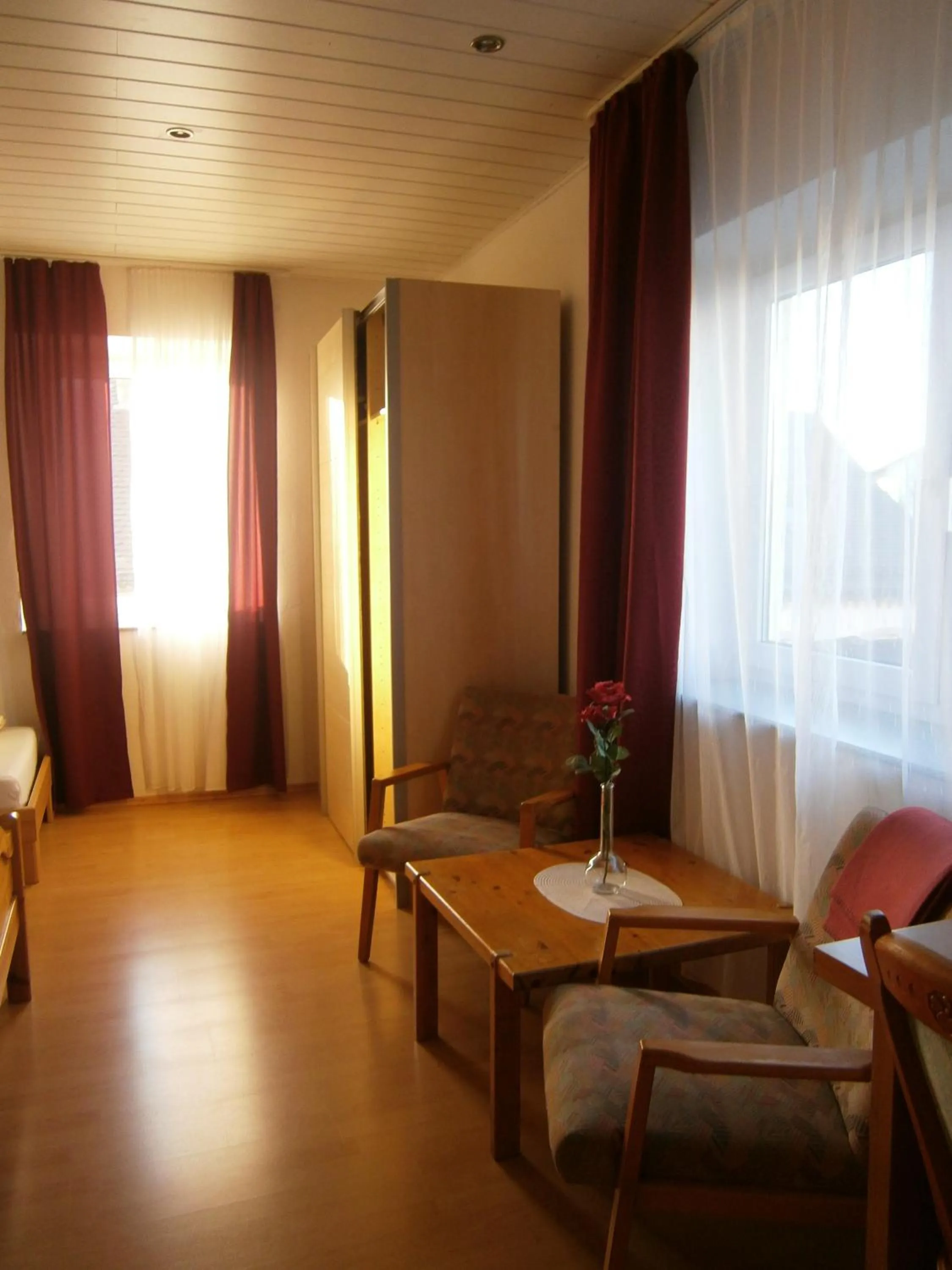 Coffee/tea facilities in Hotel Strauss