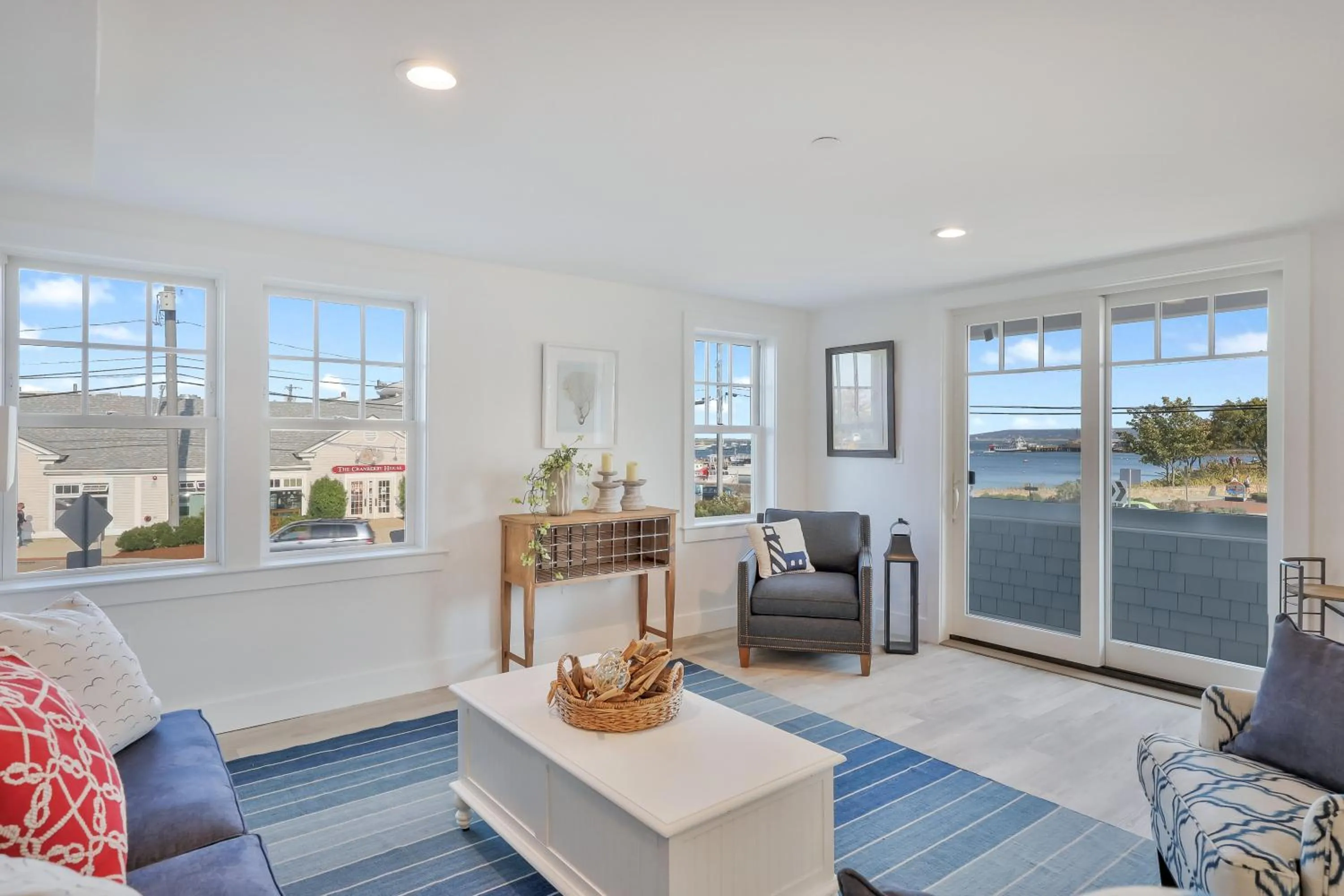 Living room in Thomas Sea Suites at Harbourtown