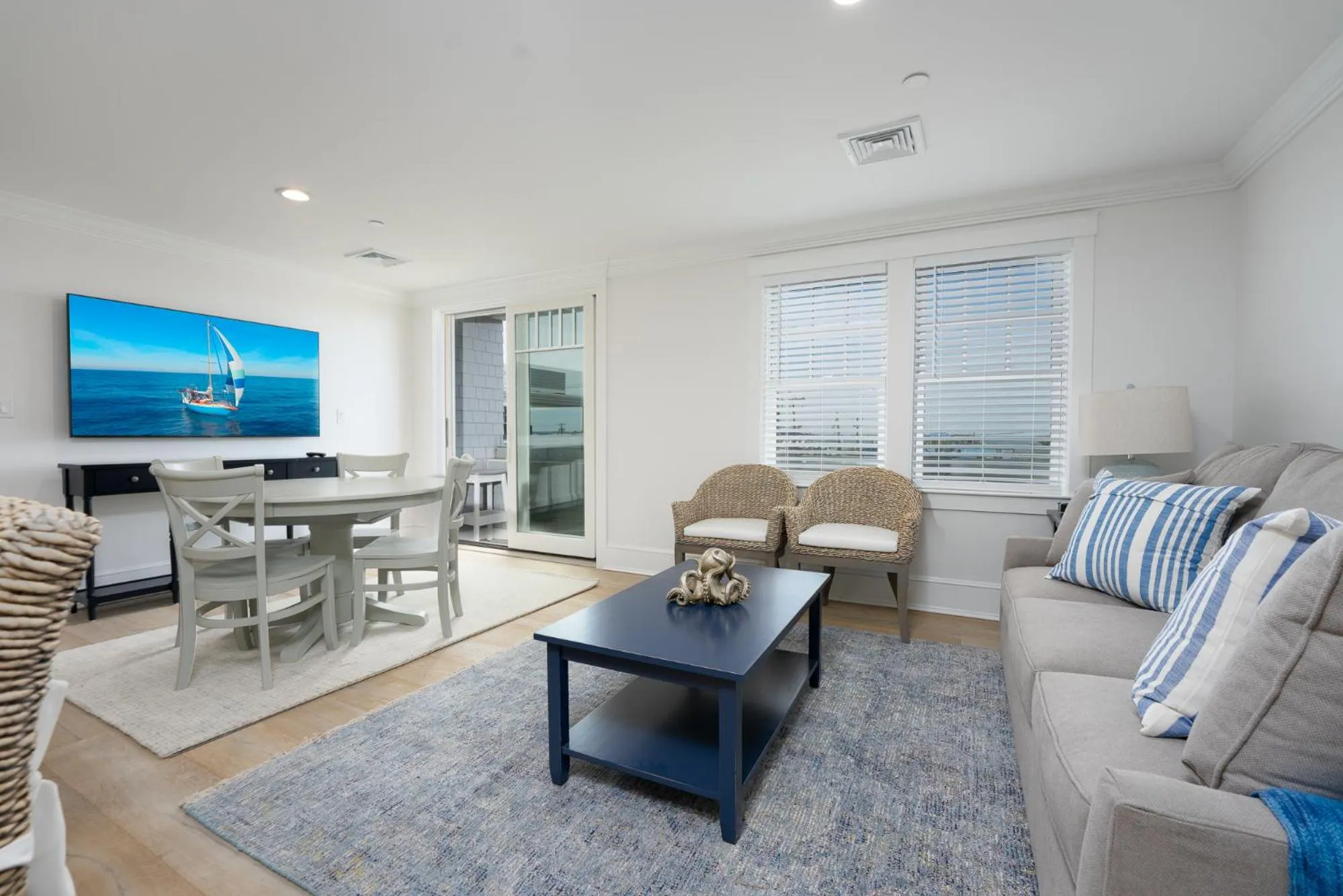 Two-Bedroom Apartment in Thomas Sea Suites at Harbourtown