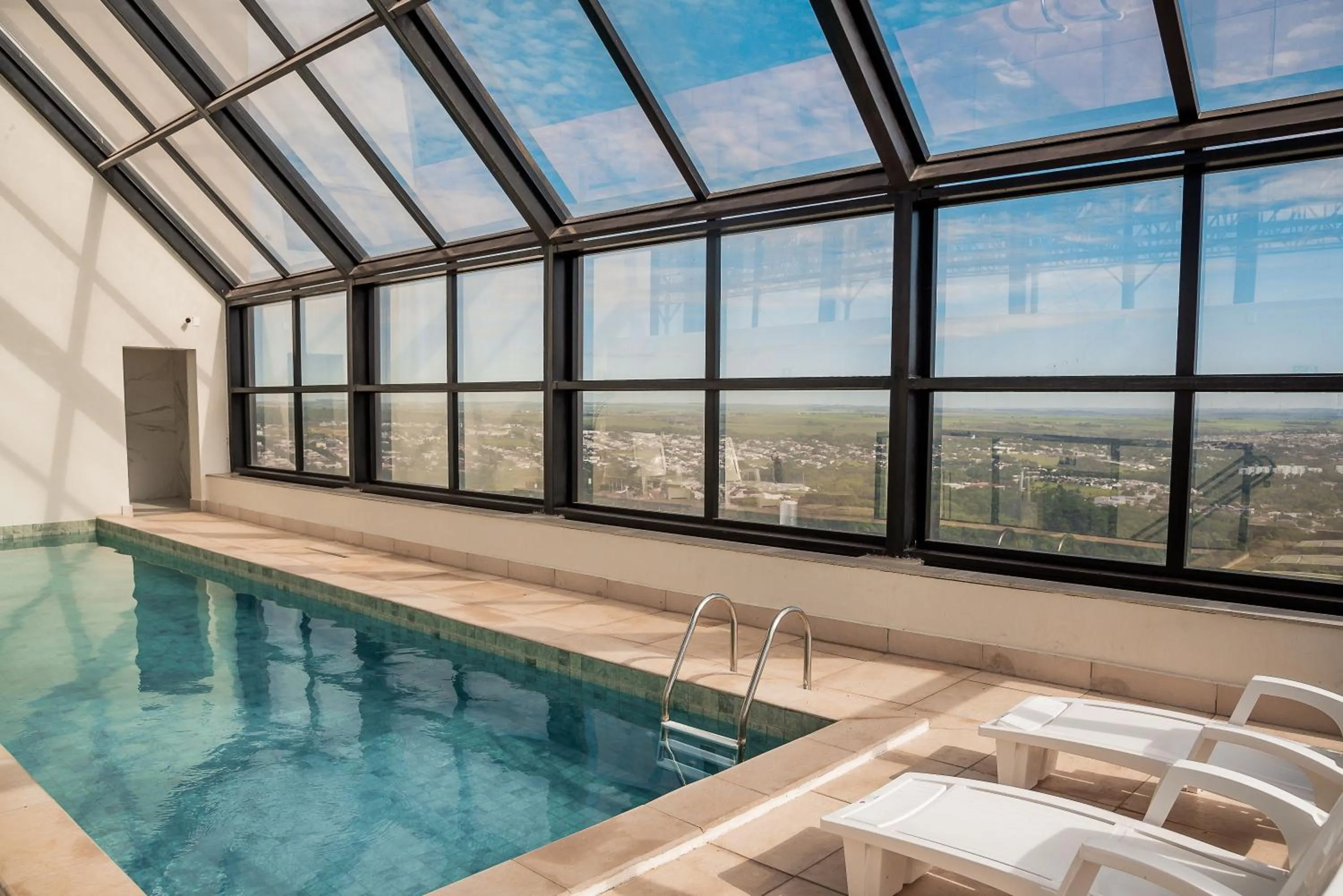 Solarium in Rio Hotel by Bourbon Maringá