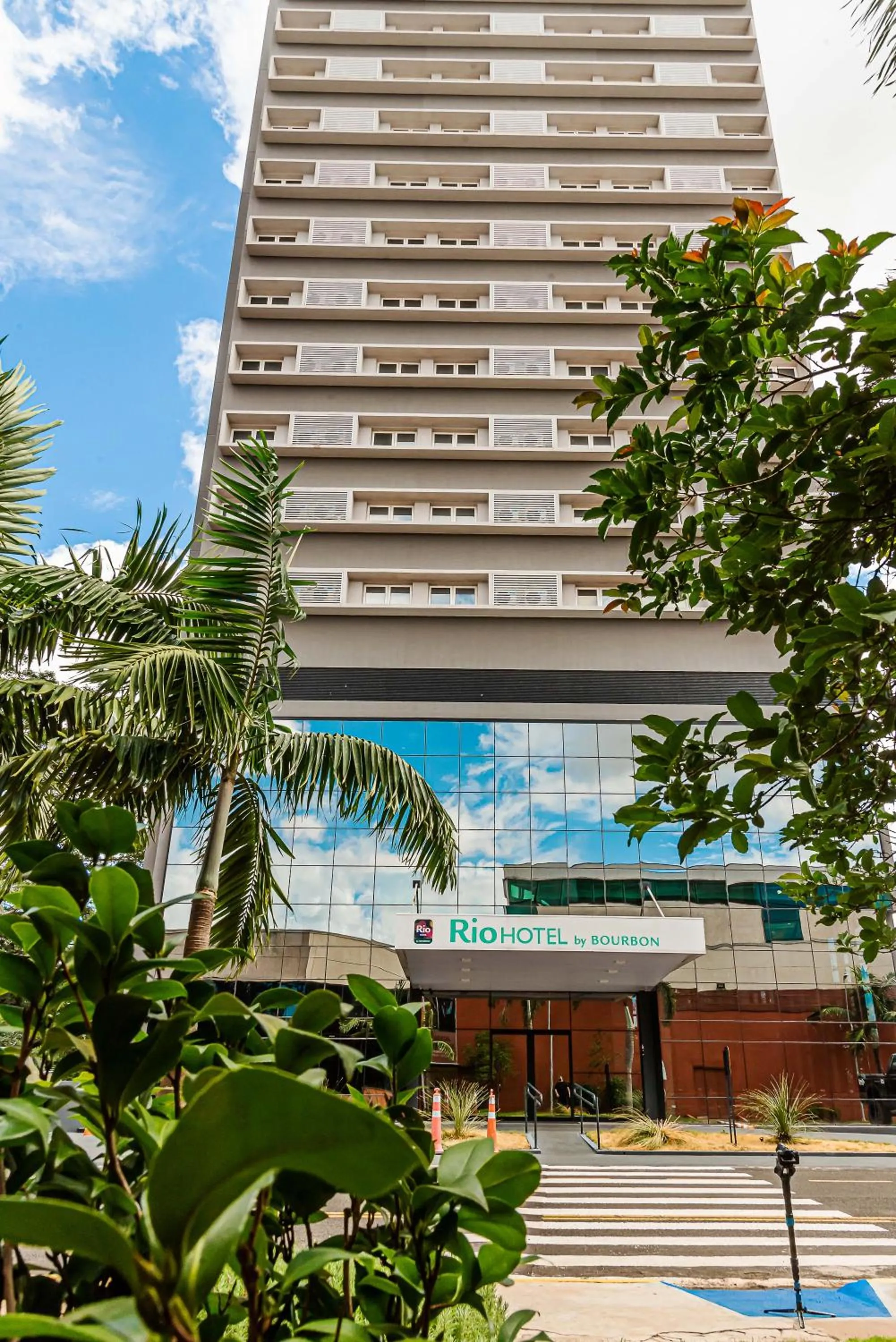 Facade/entrance in Rio Hotel by Bourbon Maringá