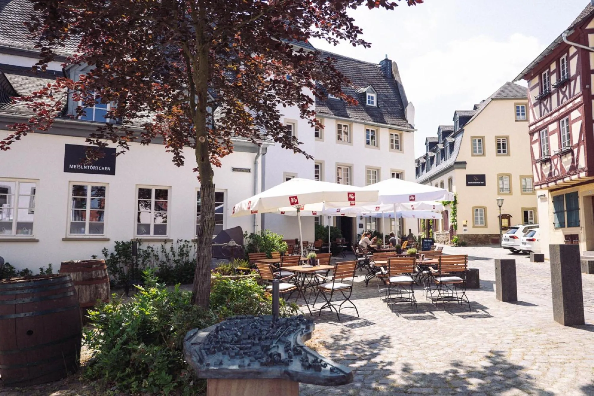 Balcony/Terrace in Romantik Hotel Meisenheimer Hof