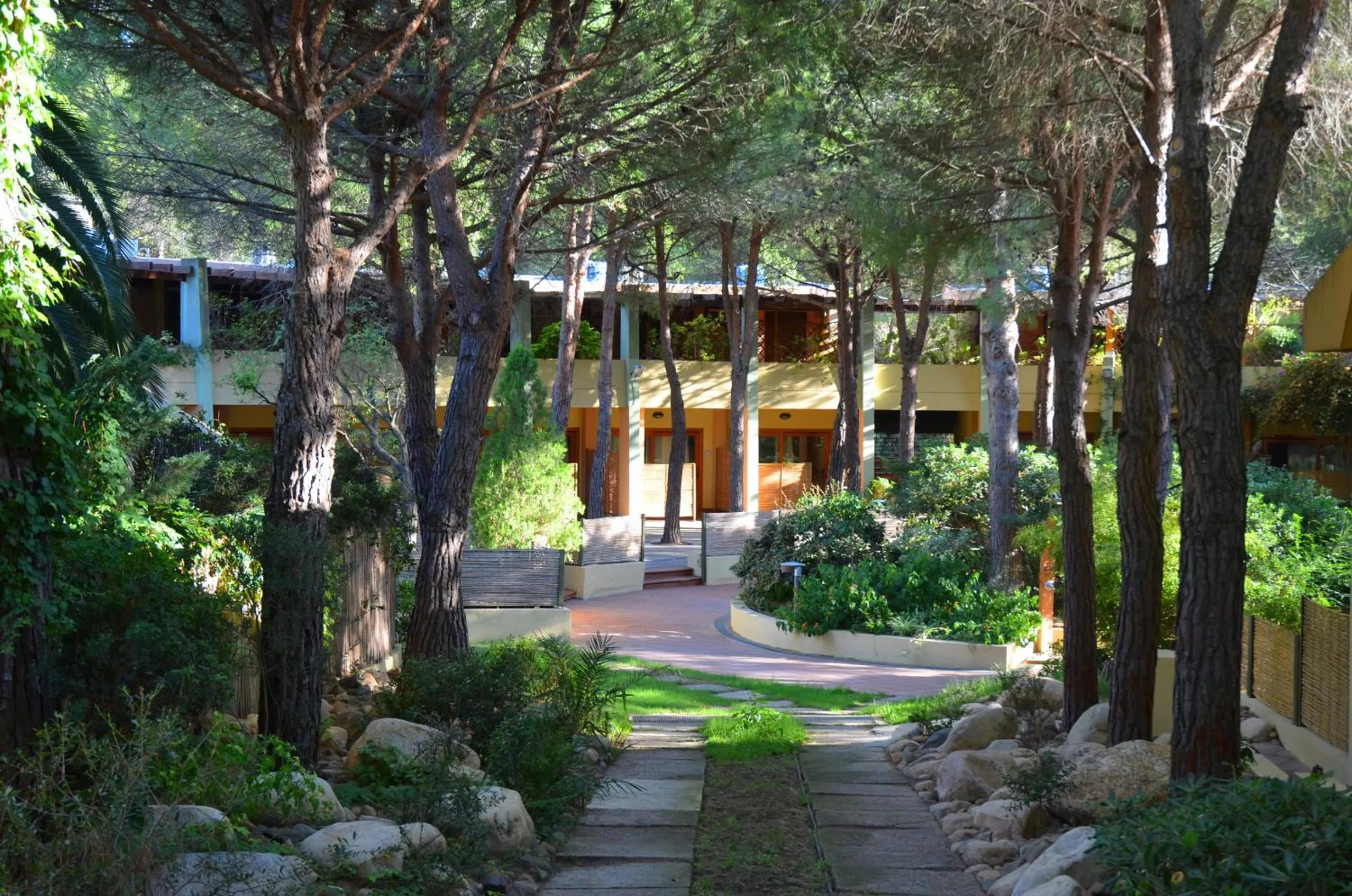 Facade/entrance in Abbaechelu