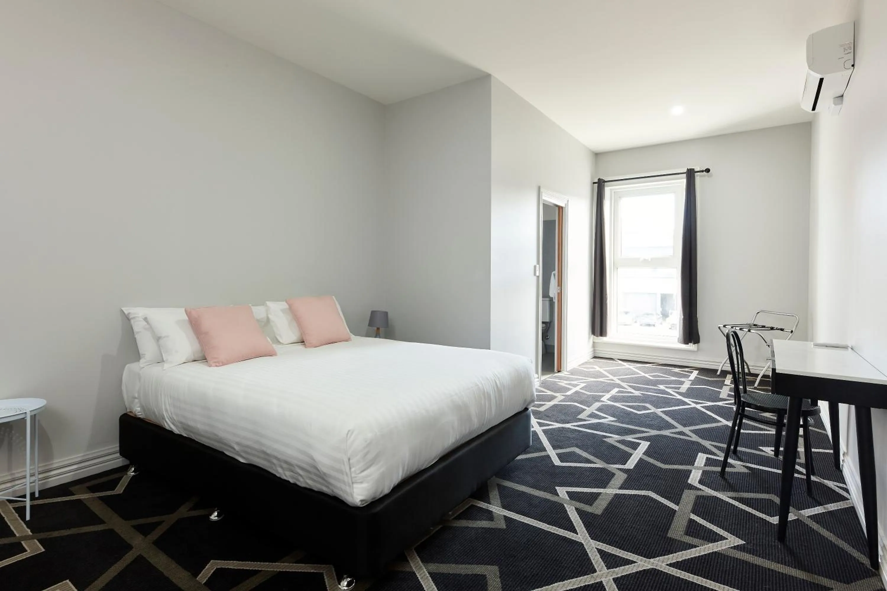 Bed in Sports Garden Hotel