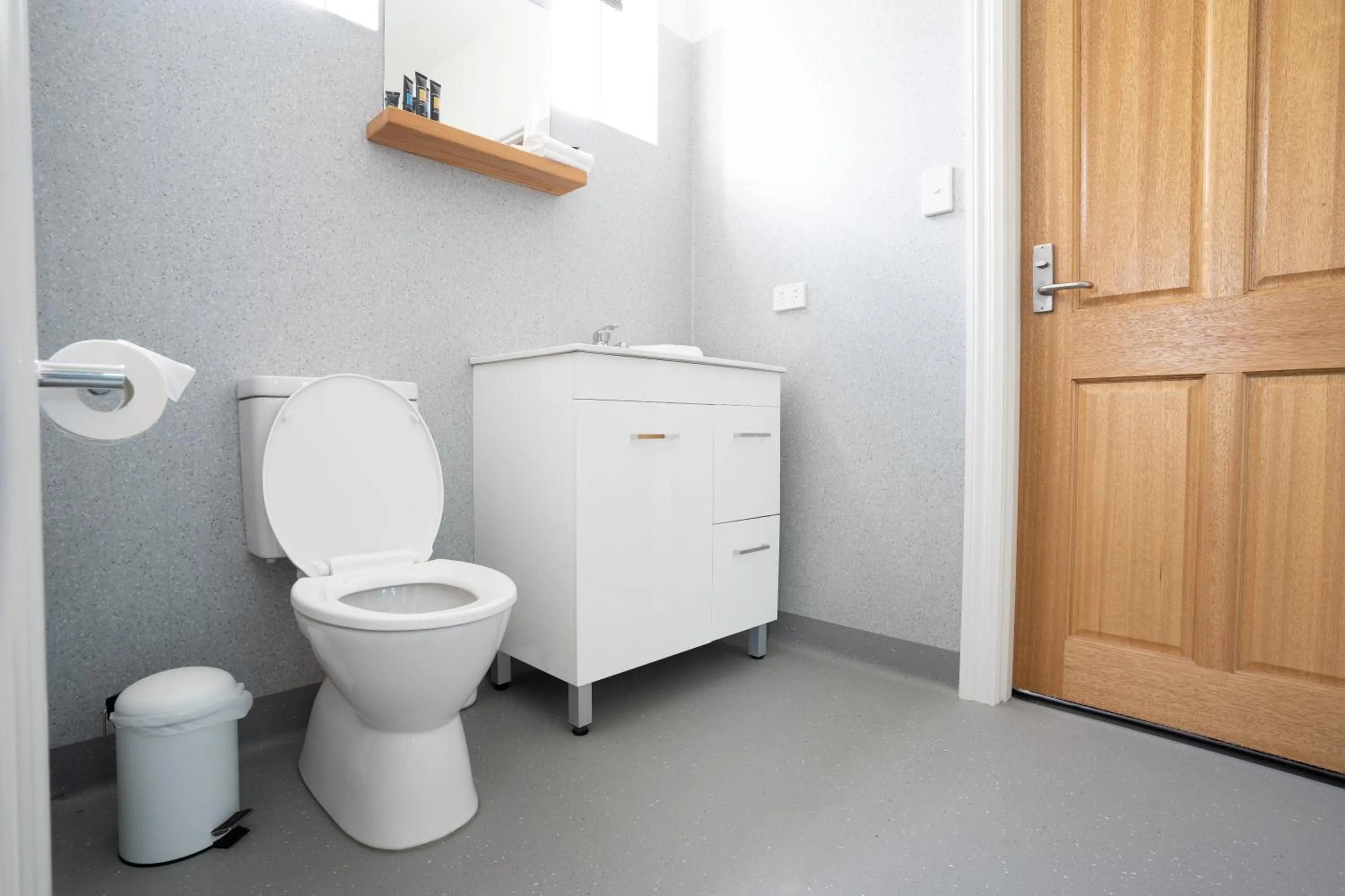 Toilet in Sports Garden Hotel