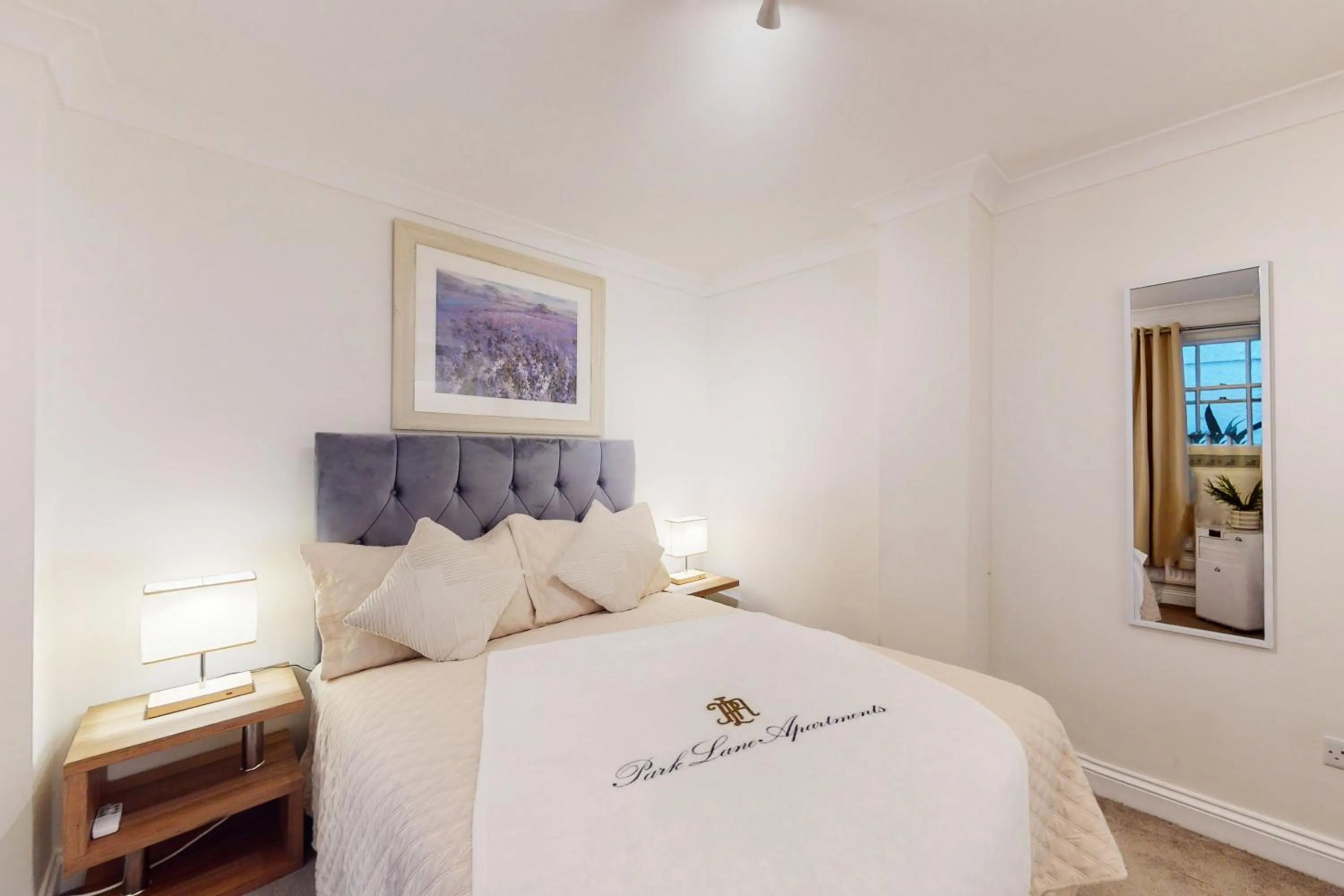 Apartment with Terrace in Park Lane Apartments Baker Street