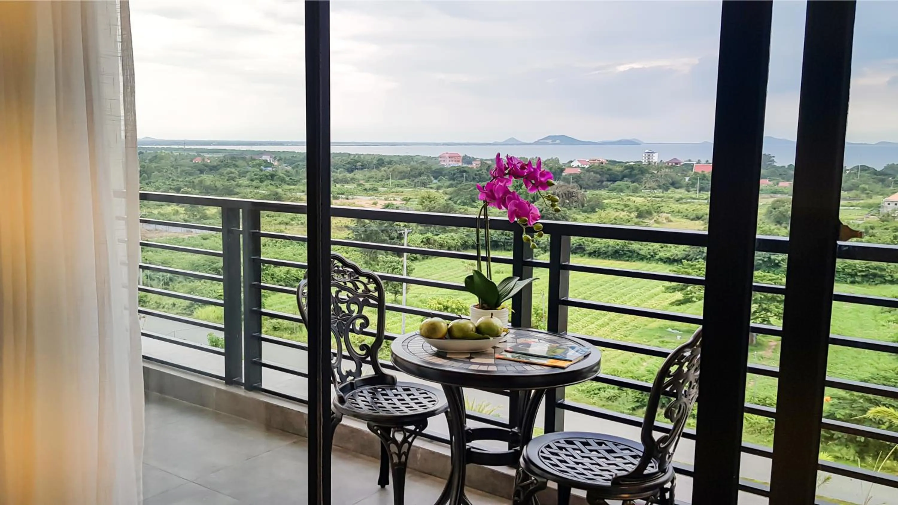 Balcony/Terrace in Vakara Hotel Kep