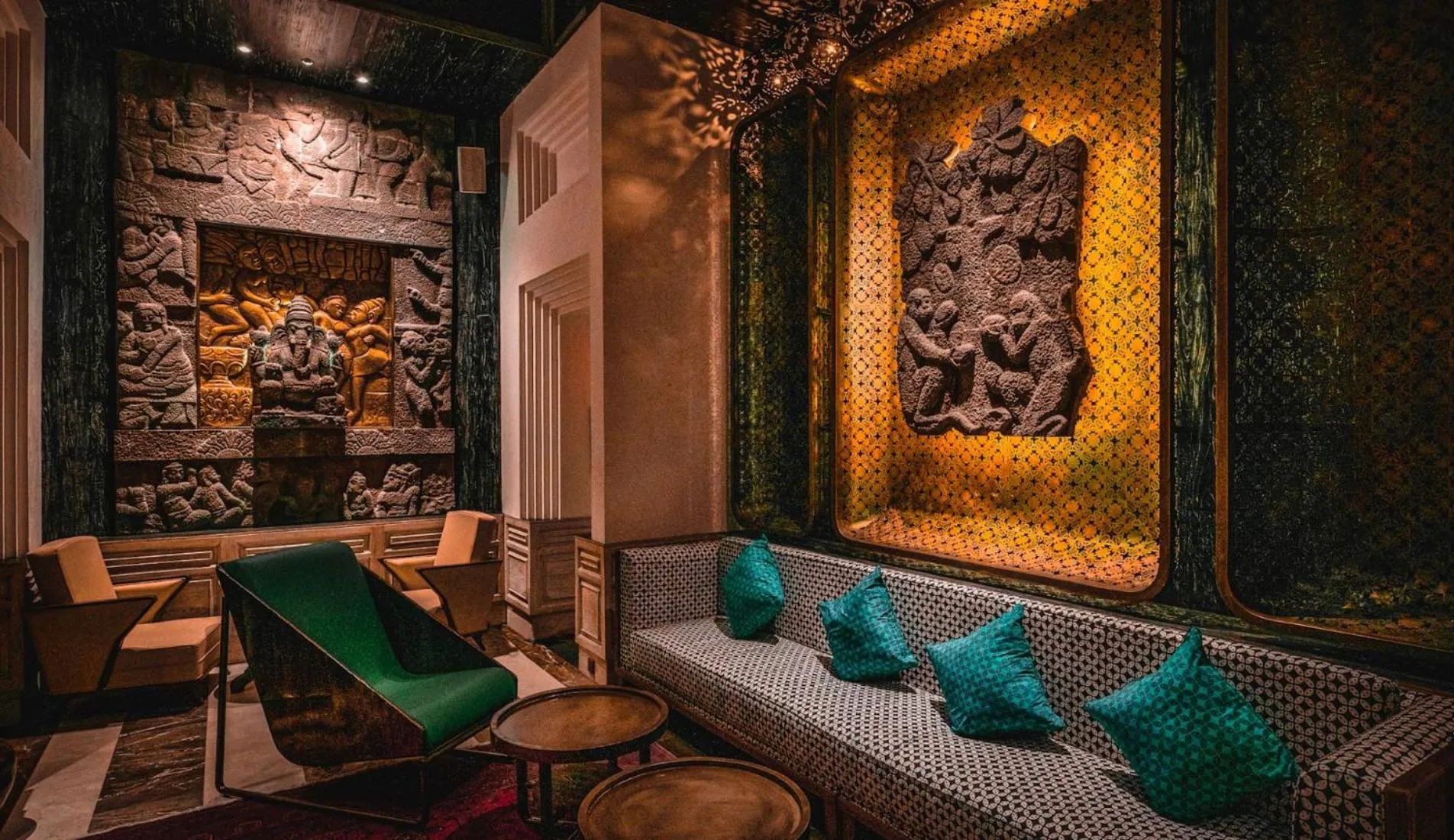 Lounge or bar in The Orient Jakarta, a Royal Hideaway Hotel