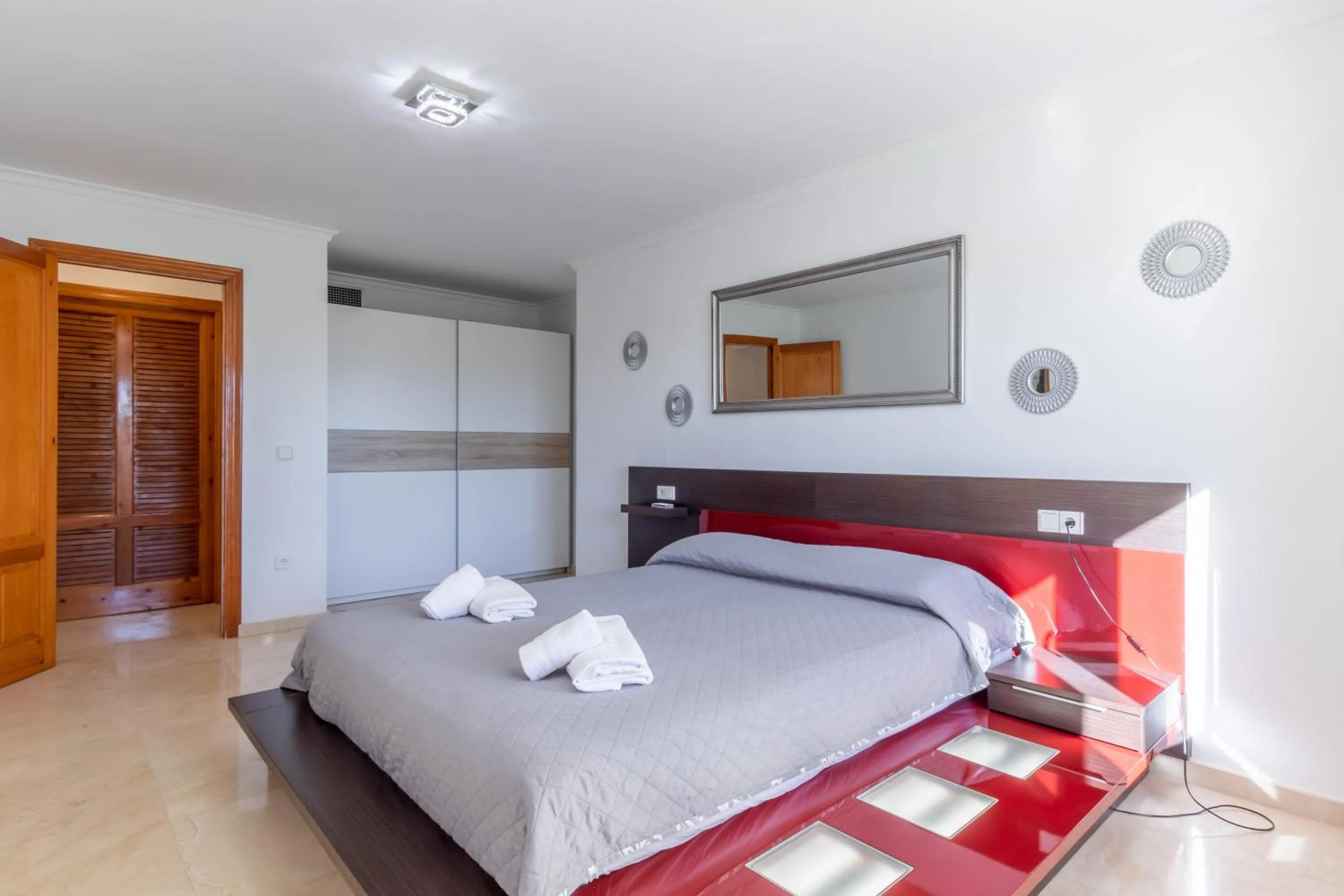 Villa Cucarres