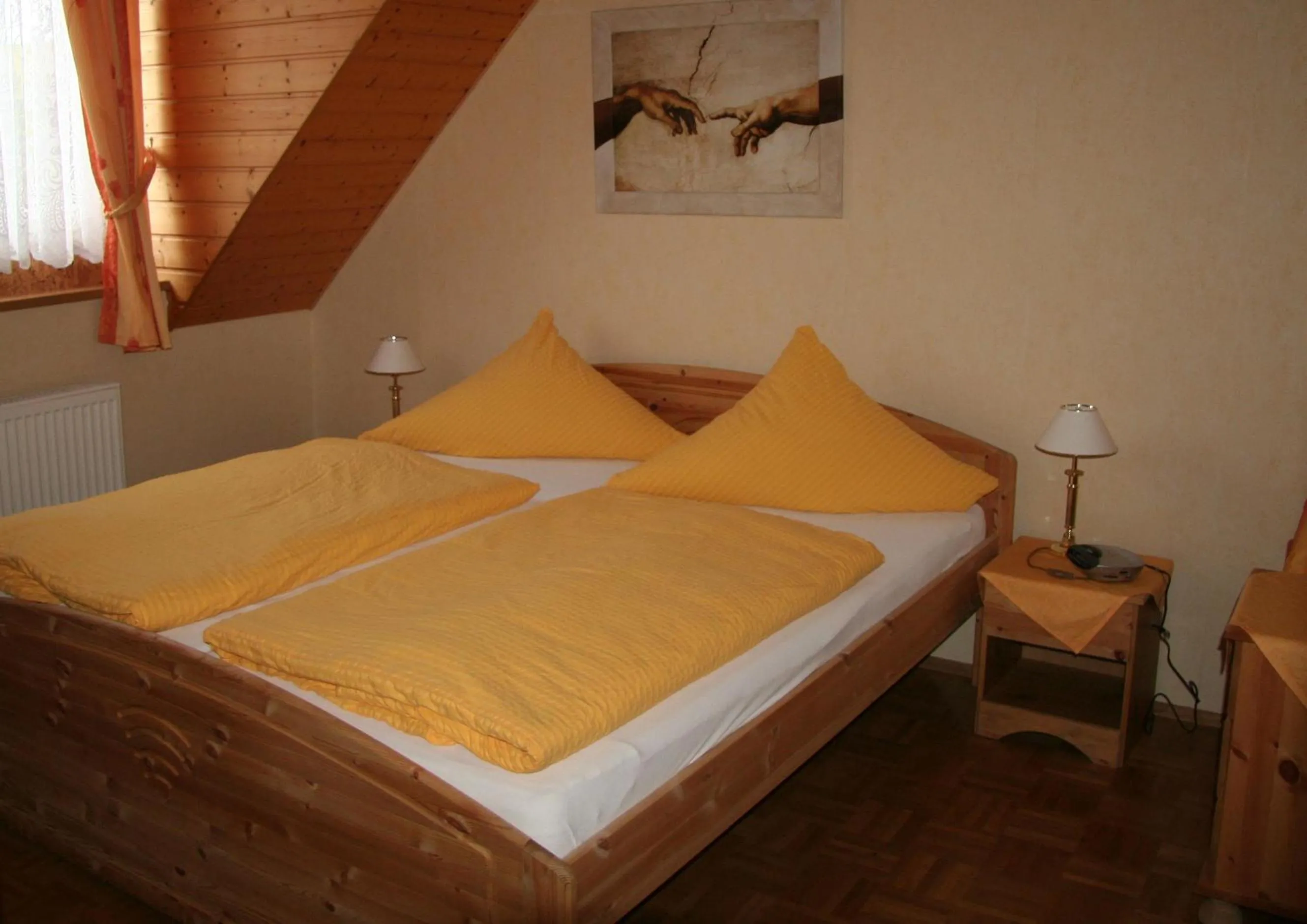 Bedroom, Bed in Zur Rotenfelsstube