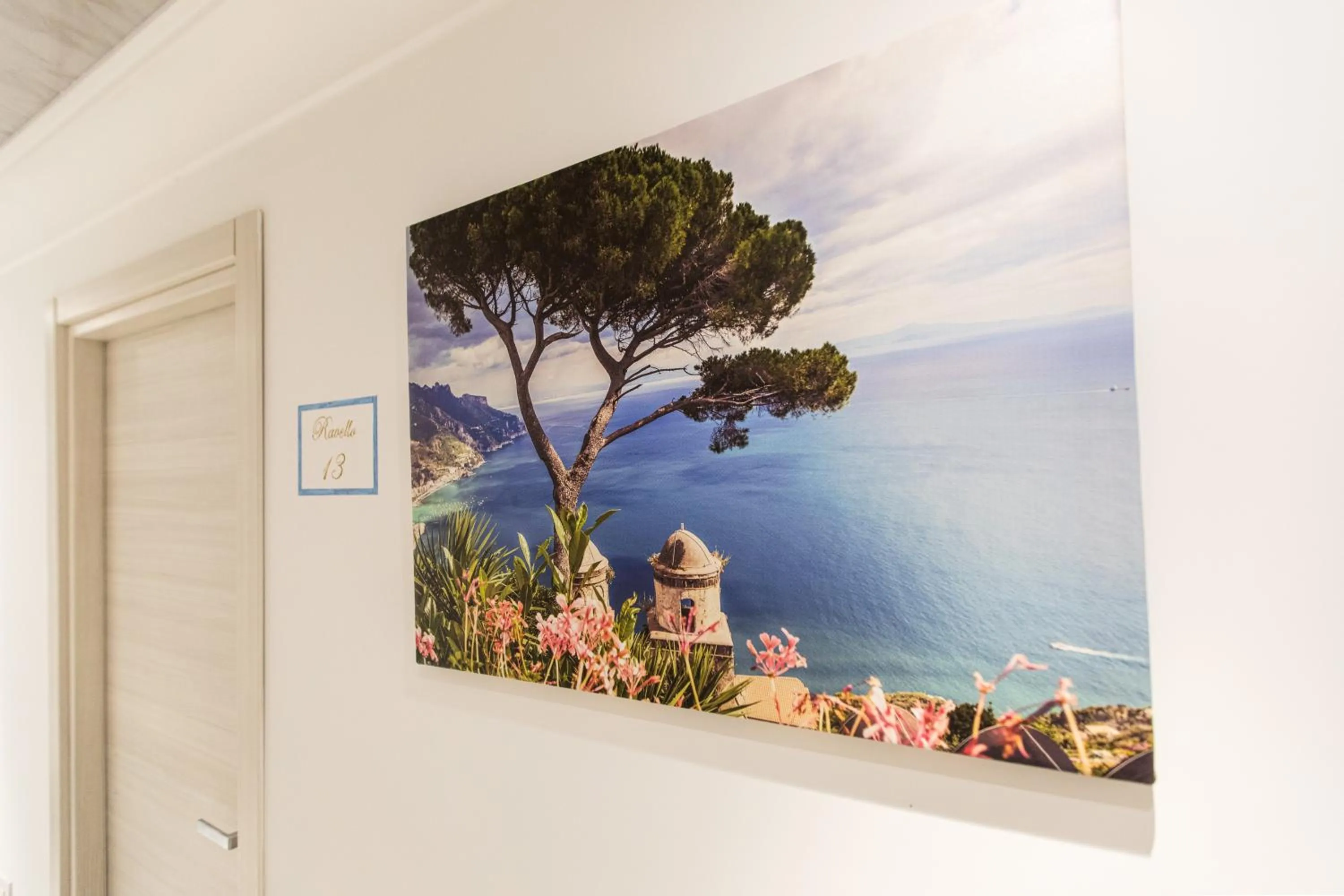 Logo/Certificate/Sign in Panariello Palace