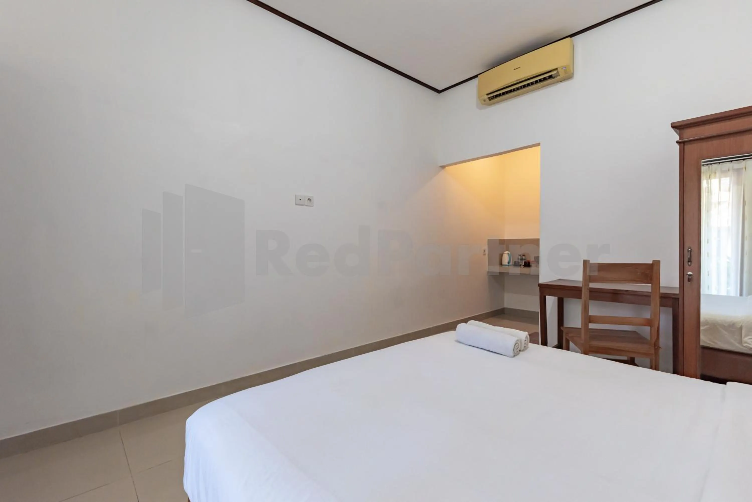 Bedroom, Bed in Brisk Homestay Uluwatu RedPartner