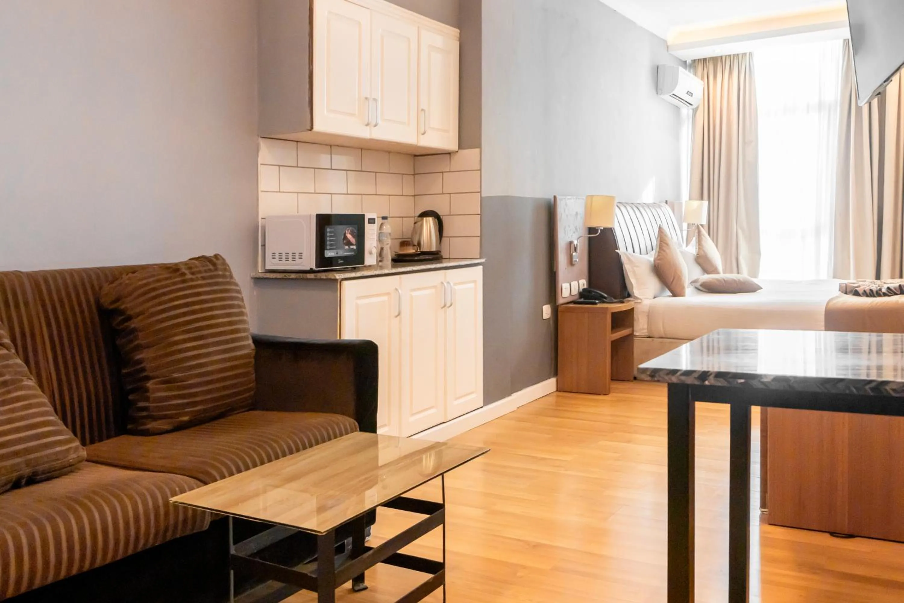 Coffee/tea facilities in Bonanza Addis Hotel