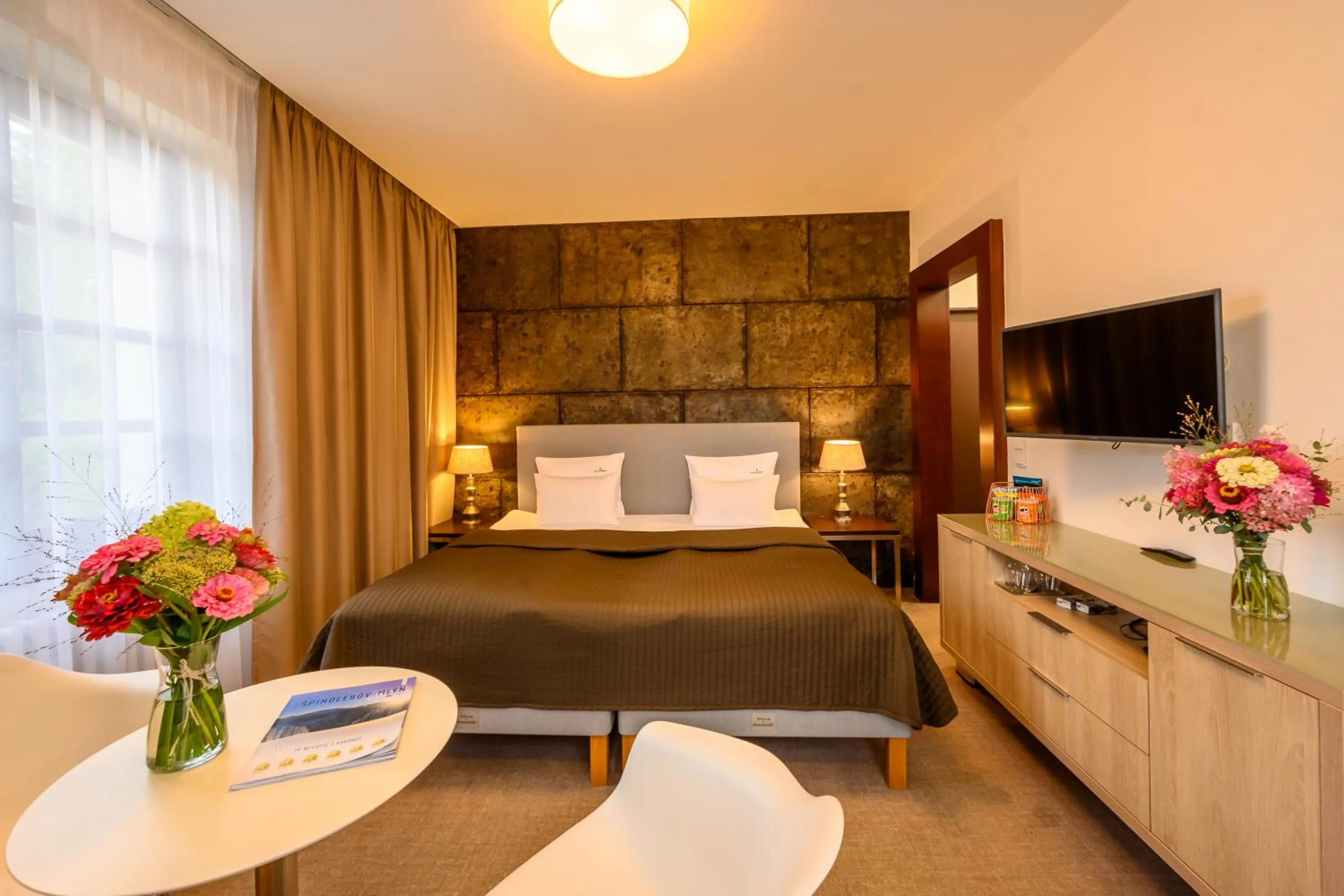 Bed in Hotel Bedriska Wellness Resort & Spa