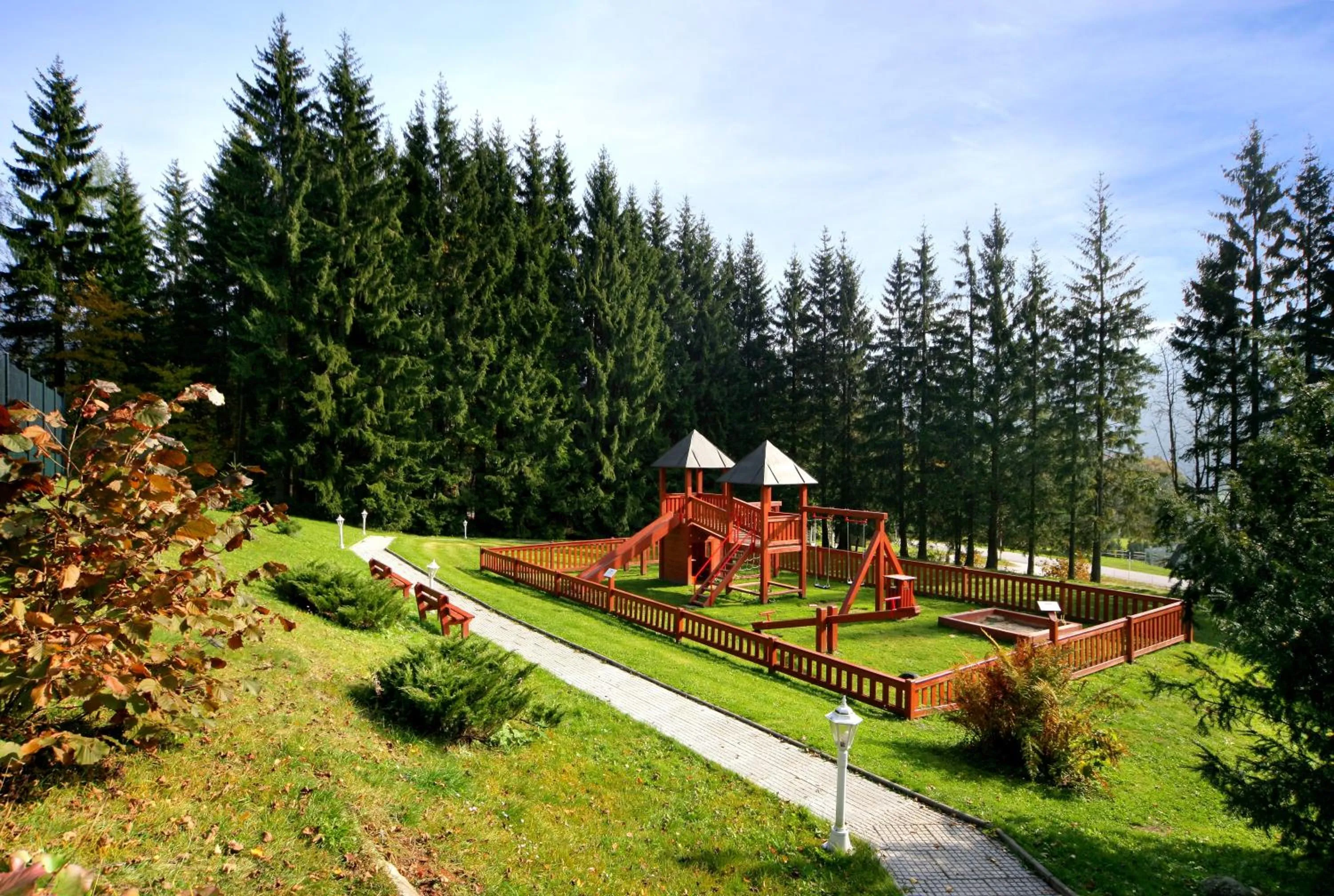 Children play ground in Hotel Bedriska Wellness Resort & Spa