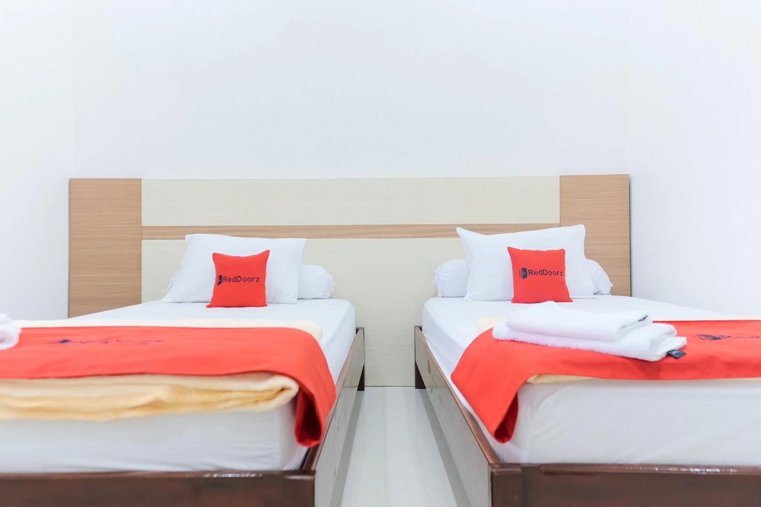 Bedroom, Bed in RedDoorz Syariah @ Jalan Ir Haji Juanda Jambi