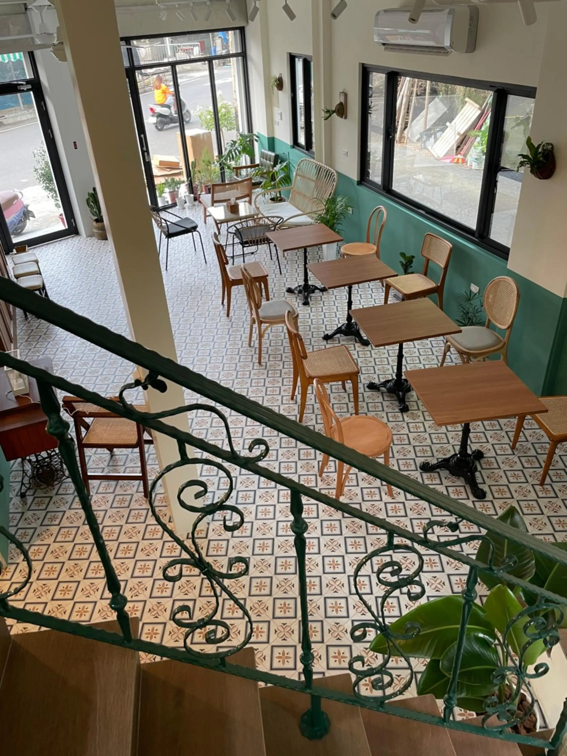 Restaurant/places to eat in Lixia Hostel