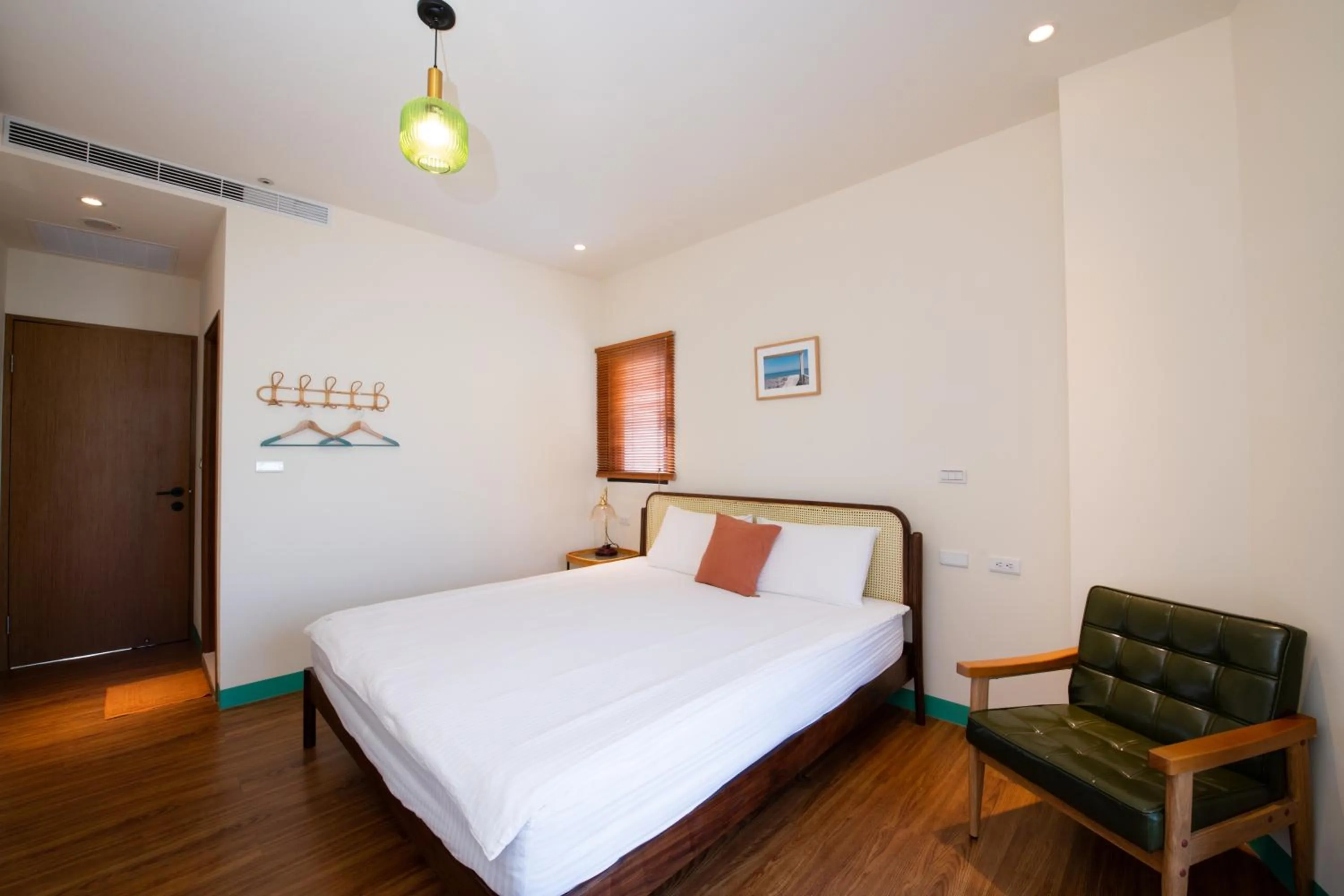 Photo of the whole room, Bed in Lixia Hostel