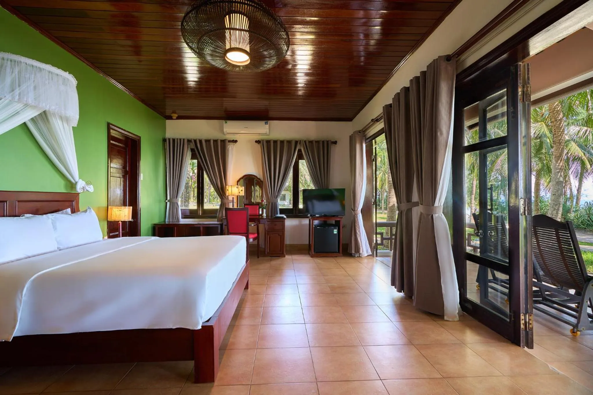 One-Bedroom Villa with Ocean View in Lang Co Beach Resort