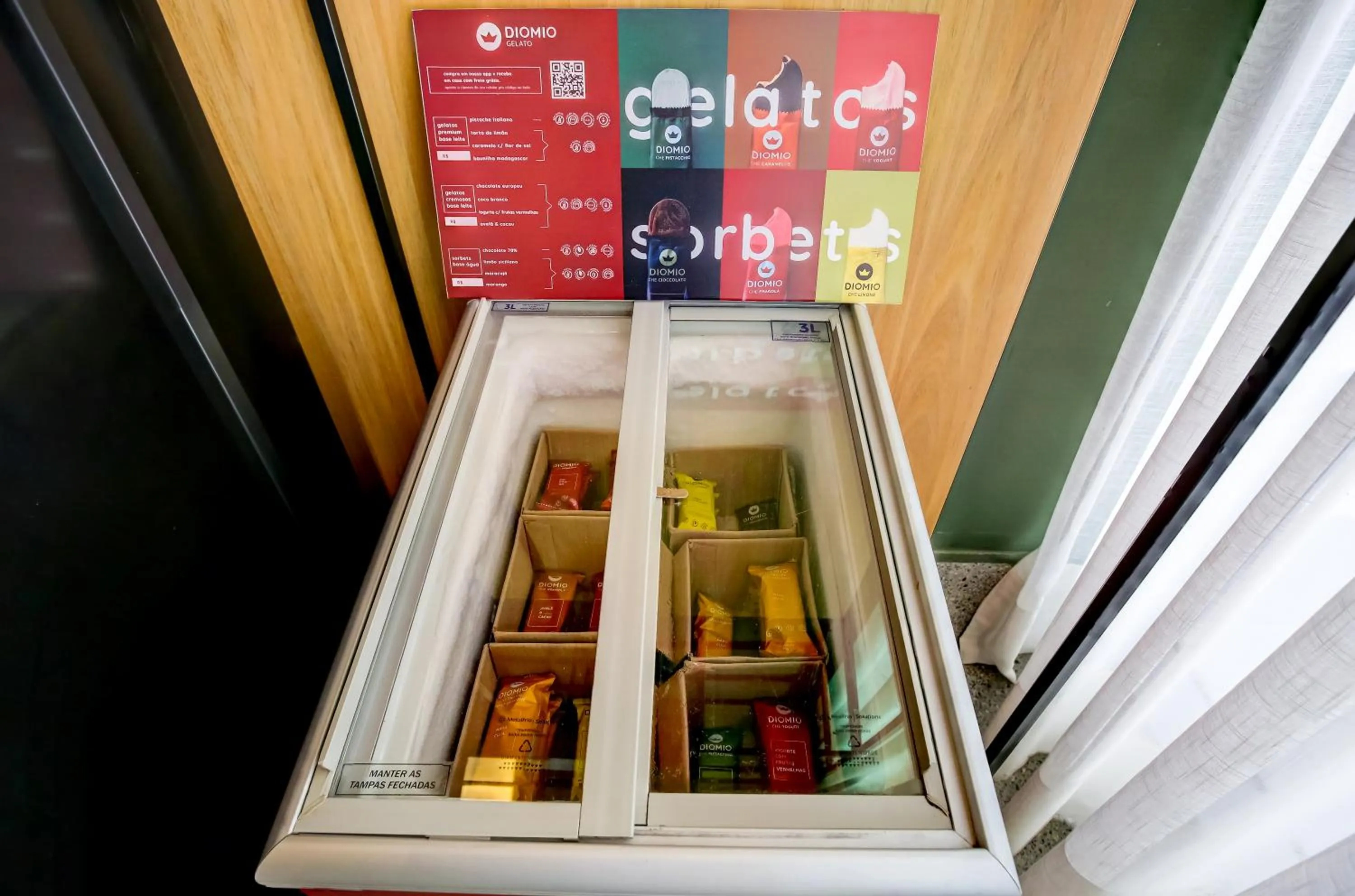 Restaurant/places to eat in Hilton Garden Inn Rebouças