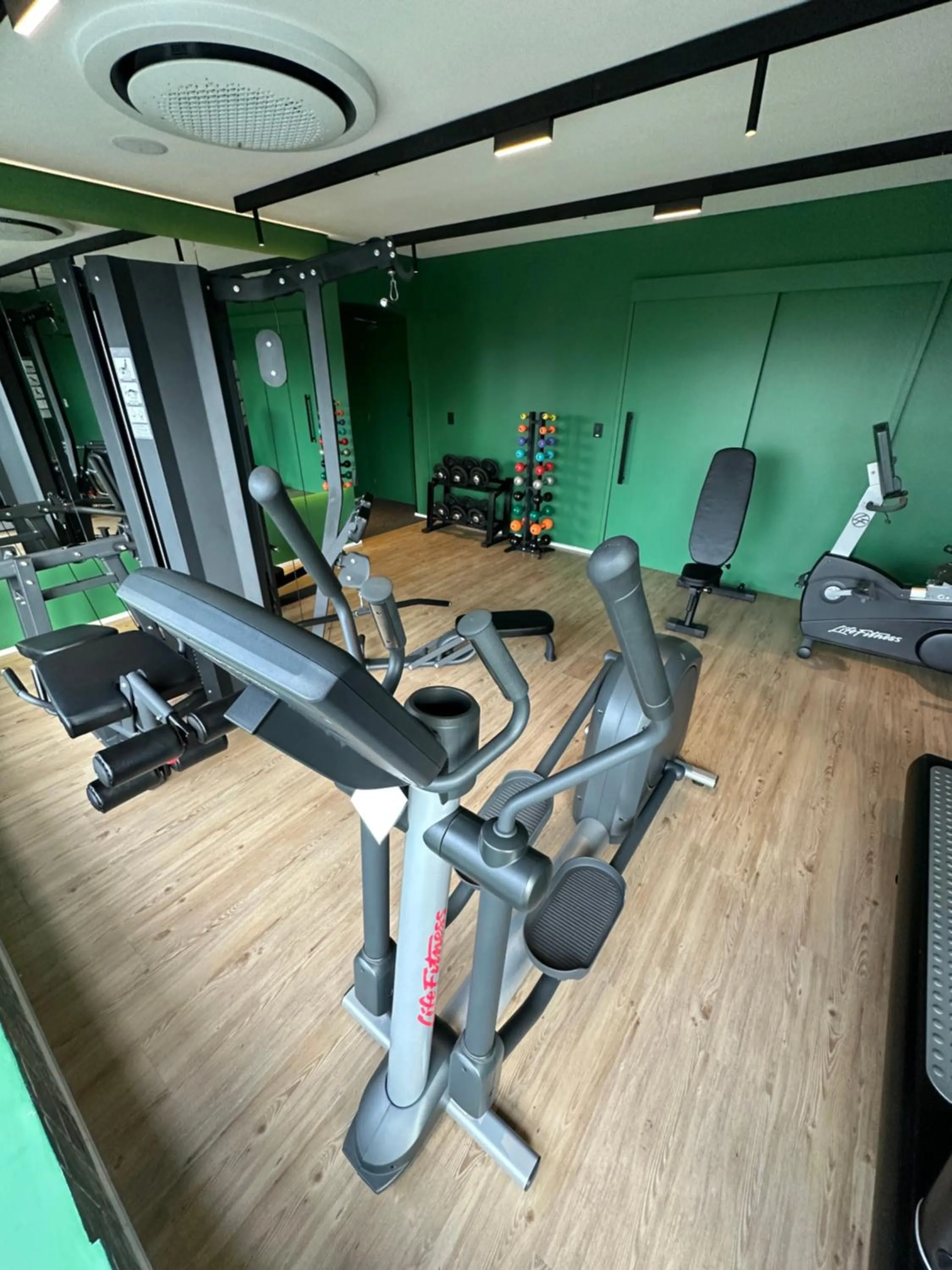 Fitness centre/facilities in Hilton Garden Inn Rebouças