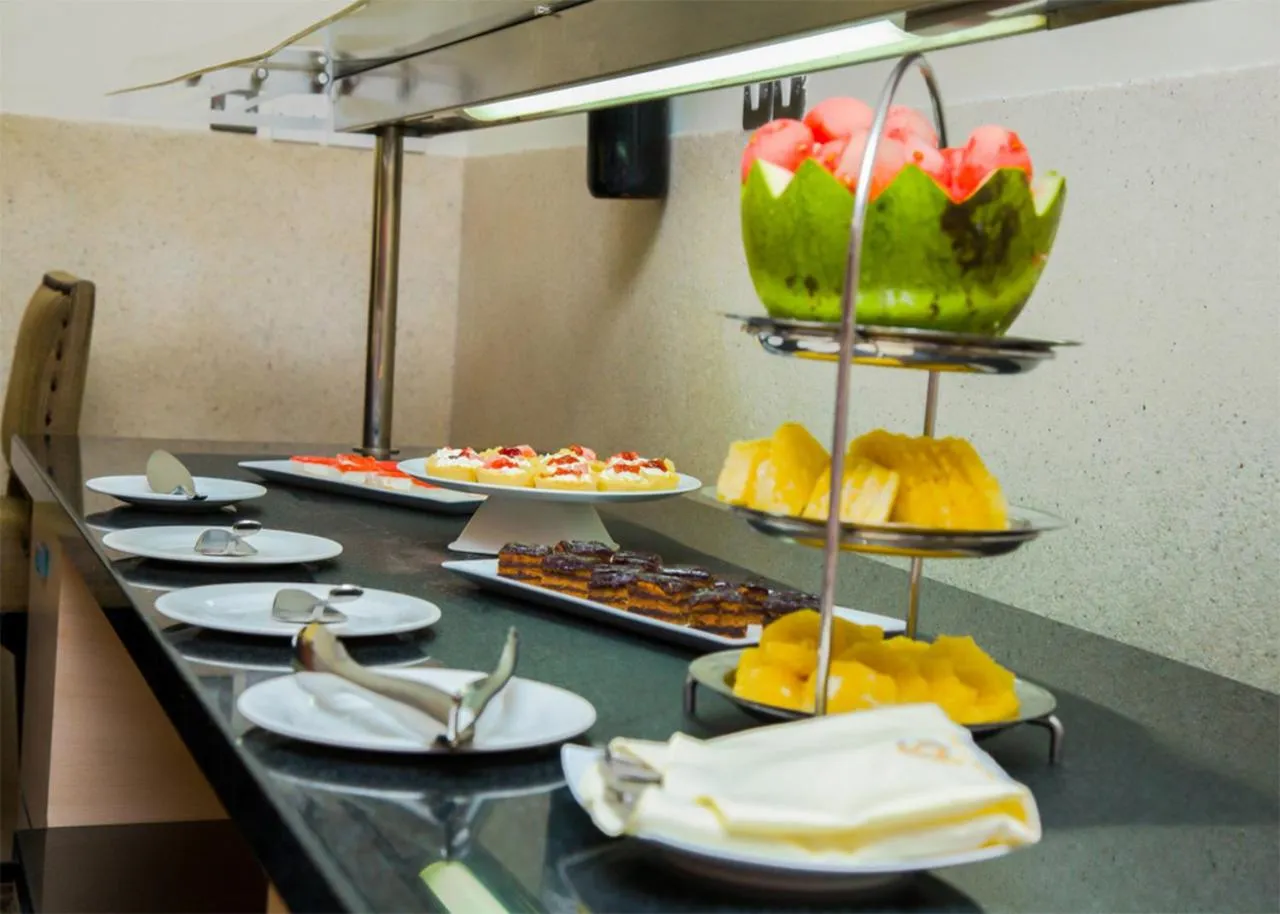 Breakfast in Hotel Bon Voyage