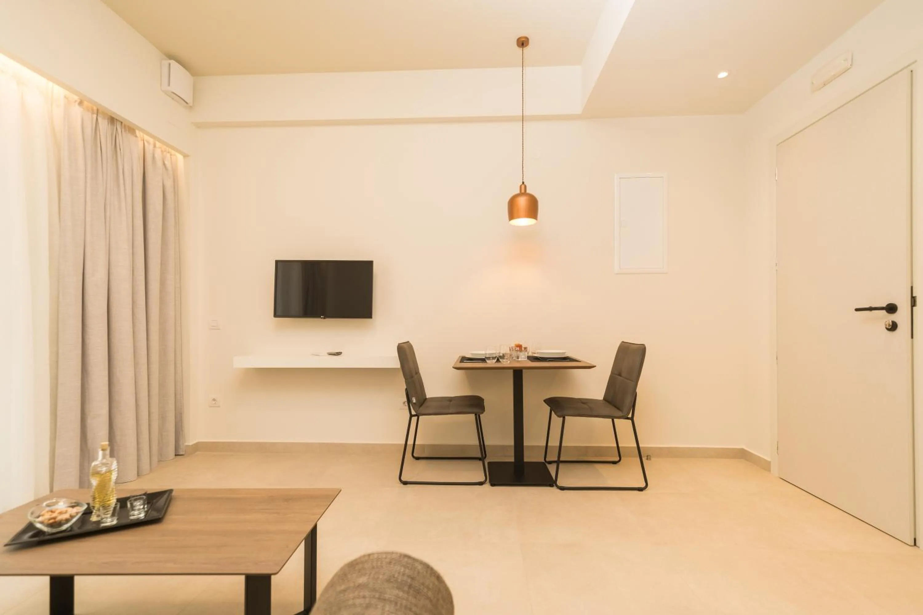 Seating area in ANTEL Suites & Apartments