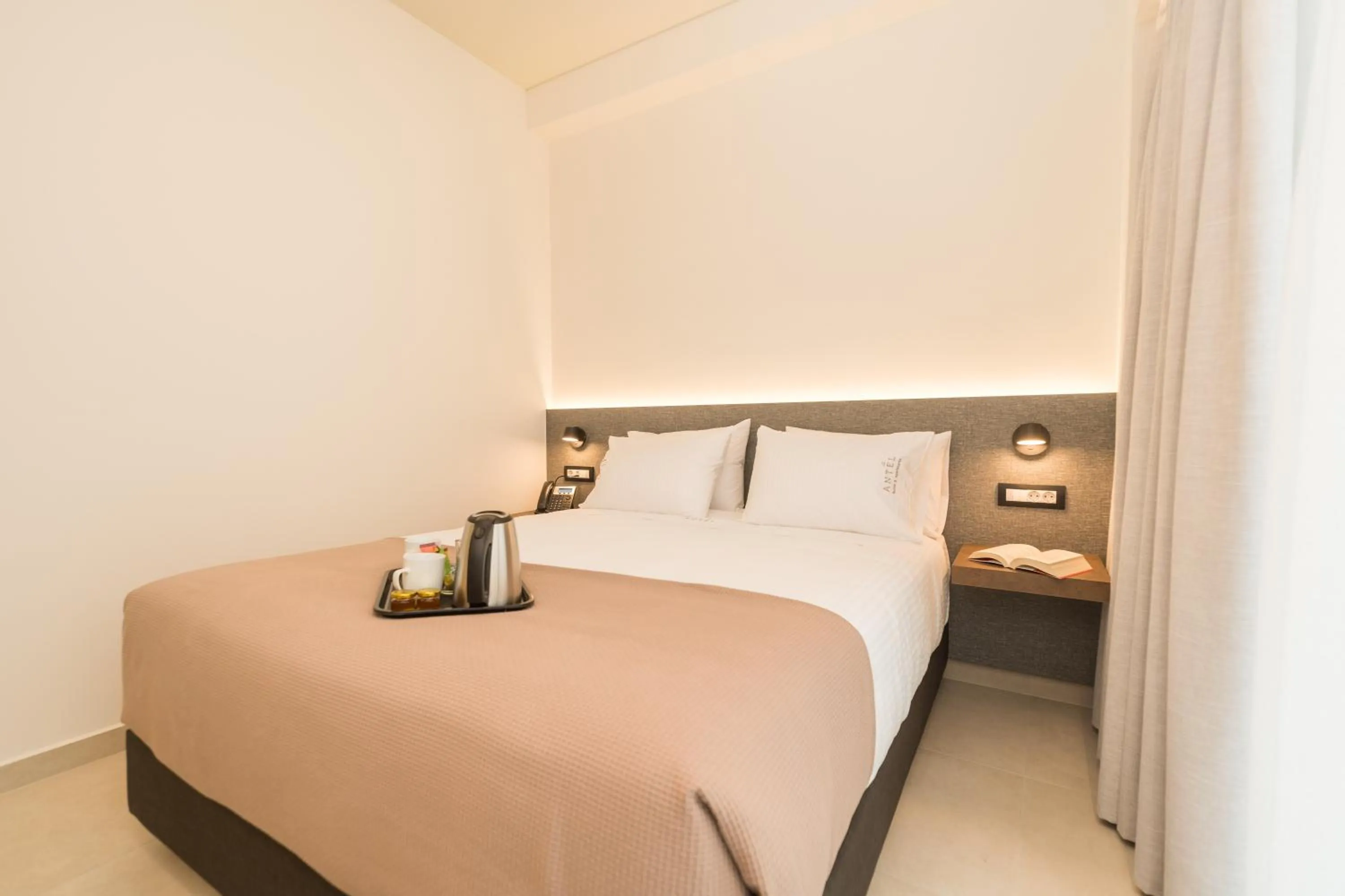 Bedroom, Bed in ANTEL Suites & Apartments