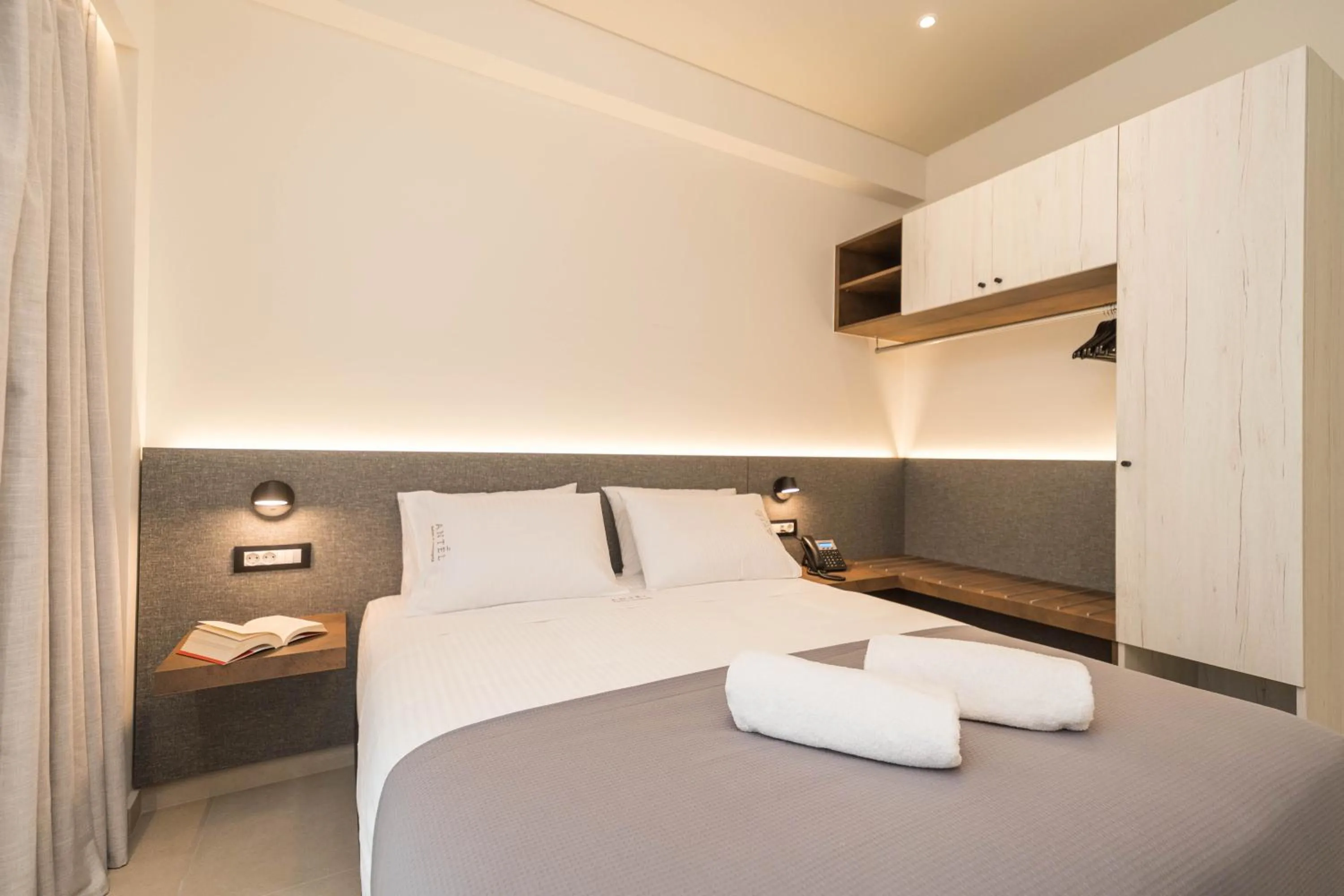 Bedroom, Bed in ANTEL Suites & Apartments