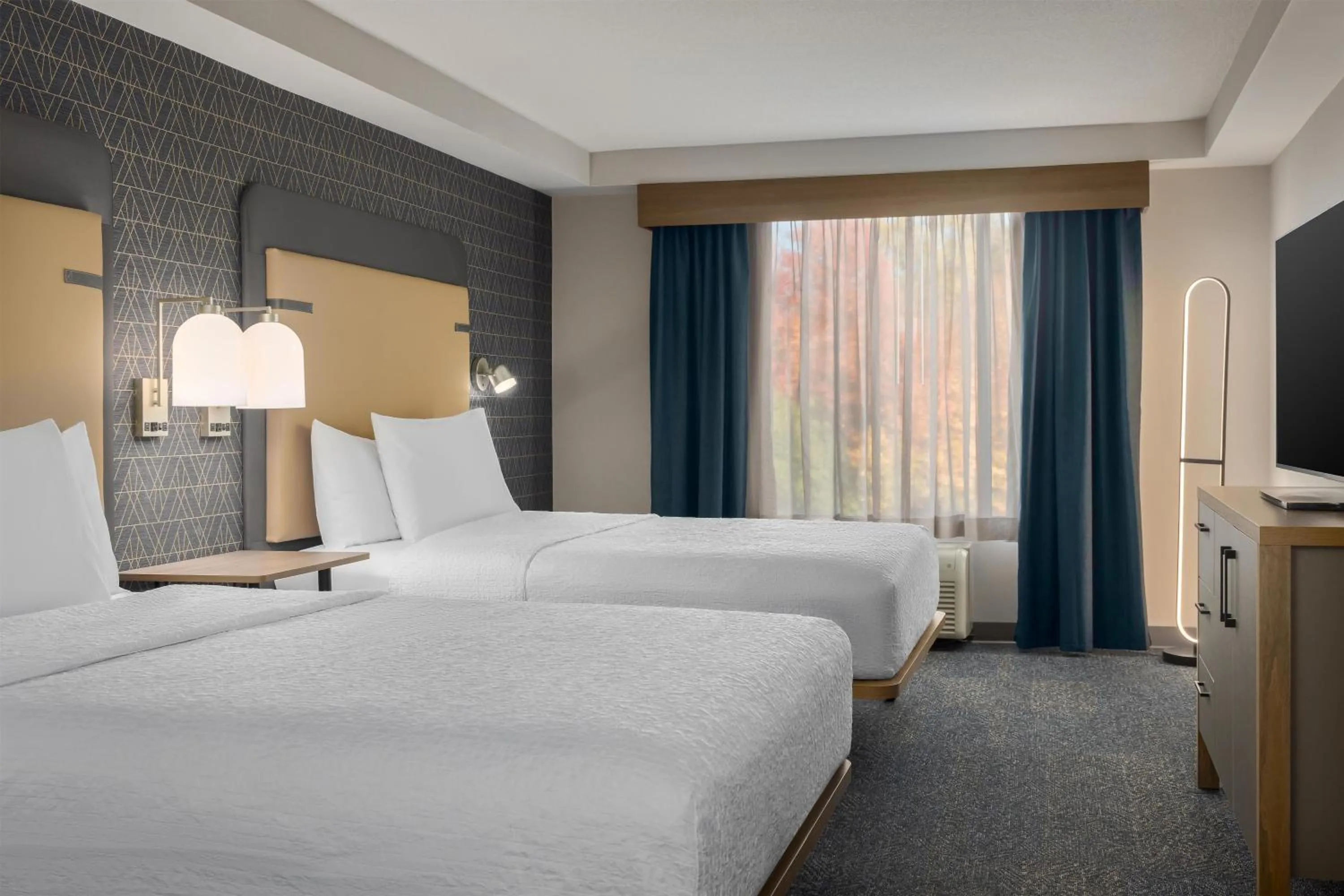 Bed in Homewood Suites by Hilton Toronto-Ajax