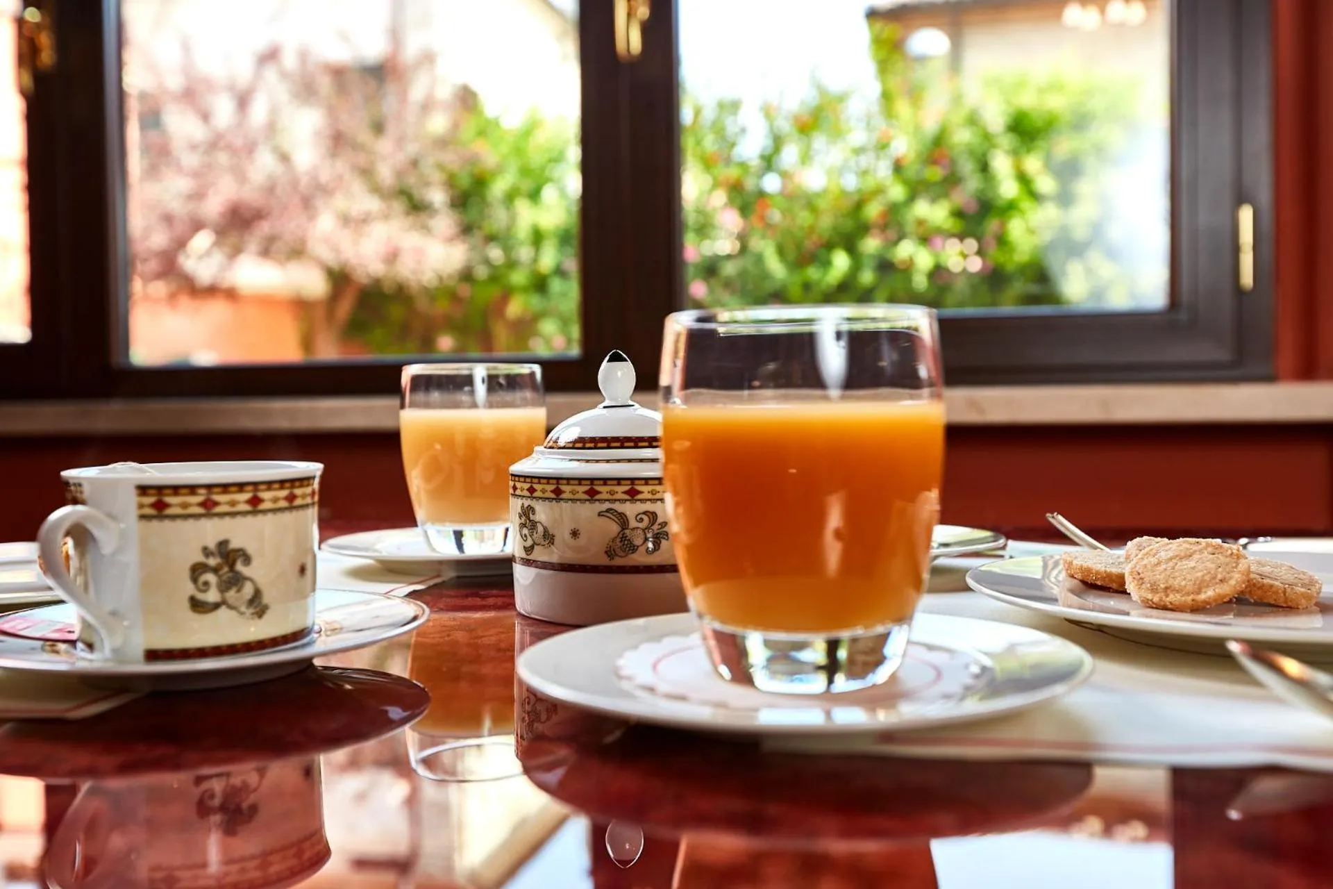 Food and drinks in Albergo Trattoria Il Leone