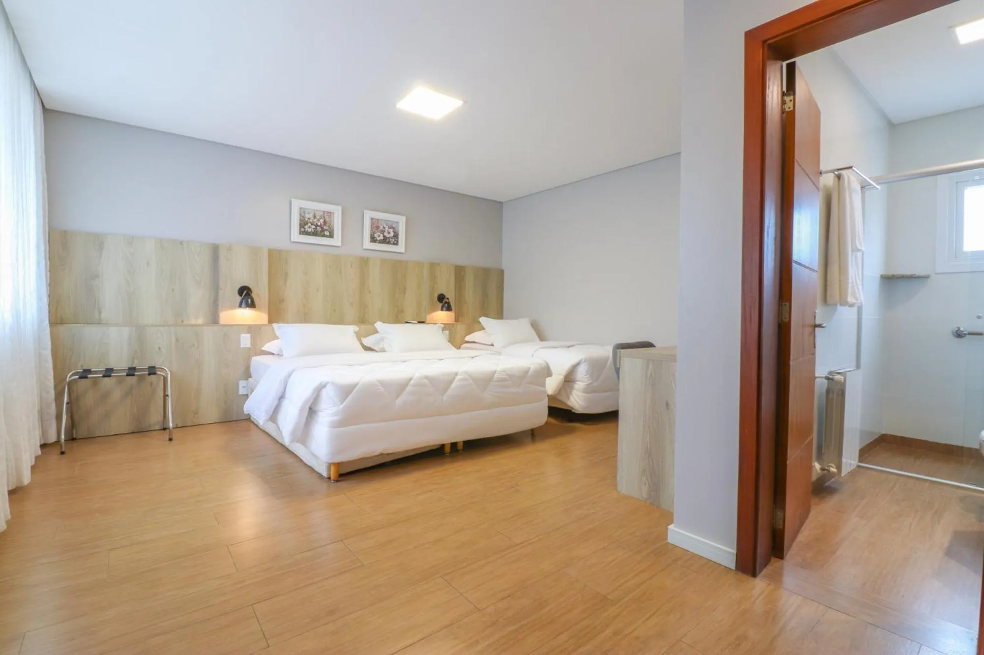 Photo of the whole room, Bed in Pousada Bella Viena