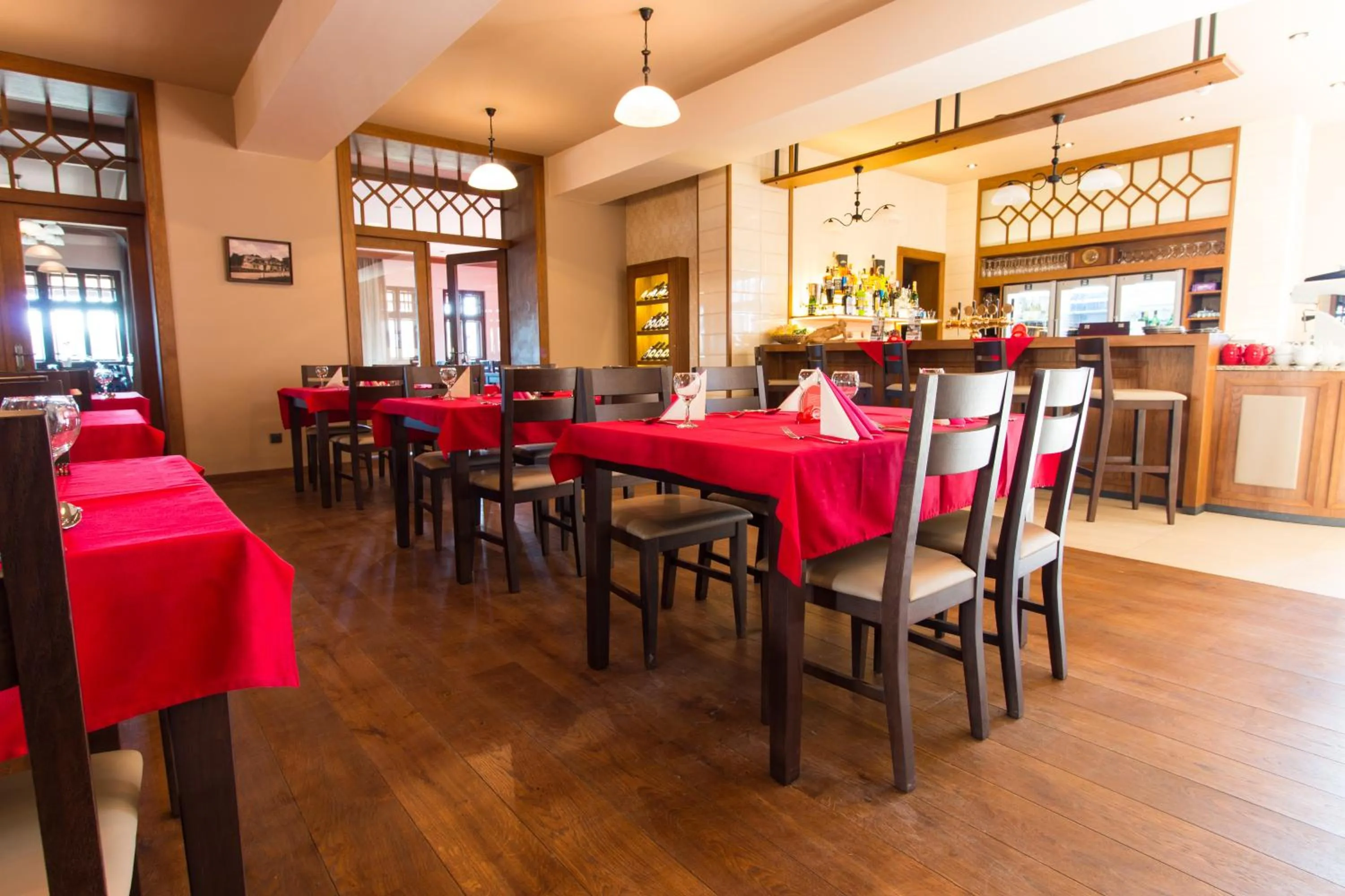 Restaurant/places to eat in Hotel Franz