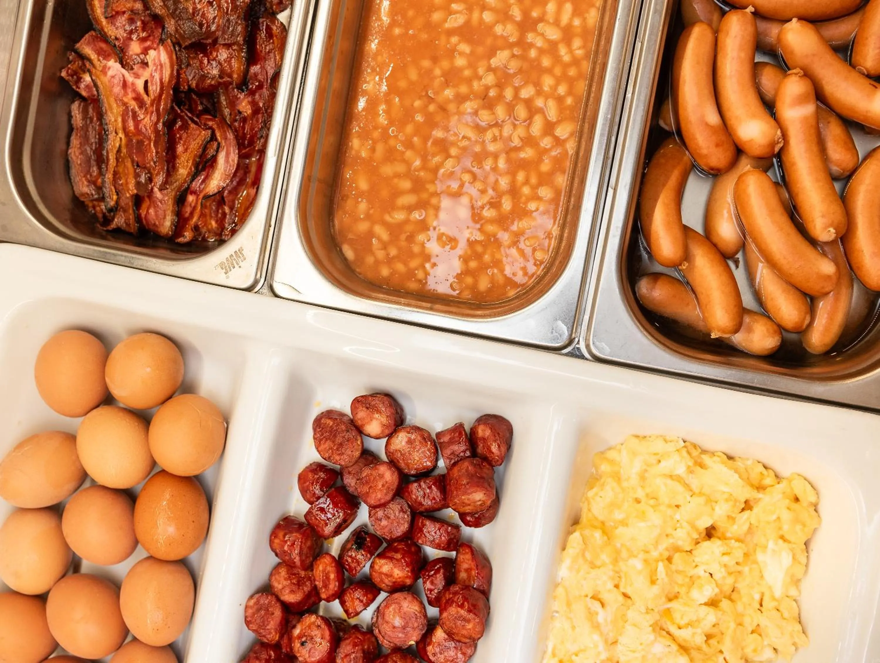 Buffet breakfast in Hotel Troja